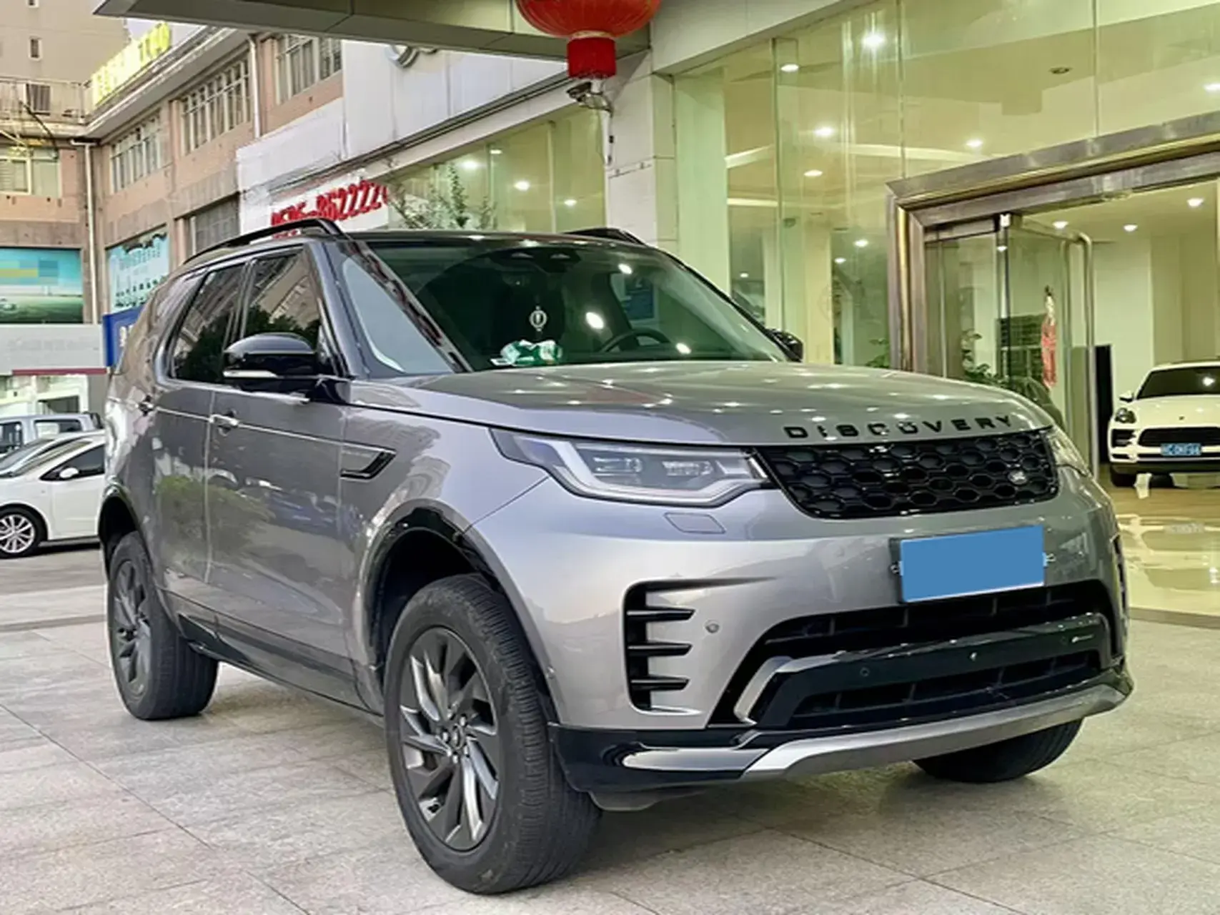 2023 LAND ROVER thumbnail 3