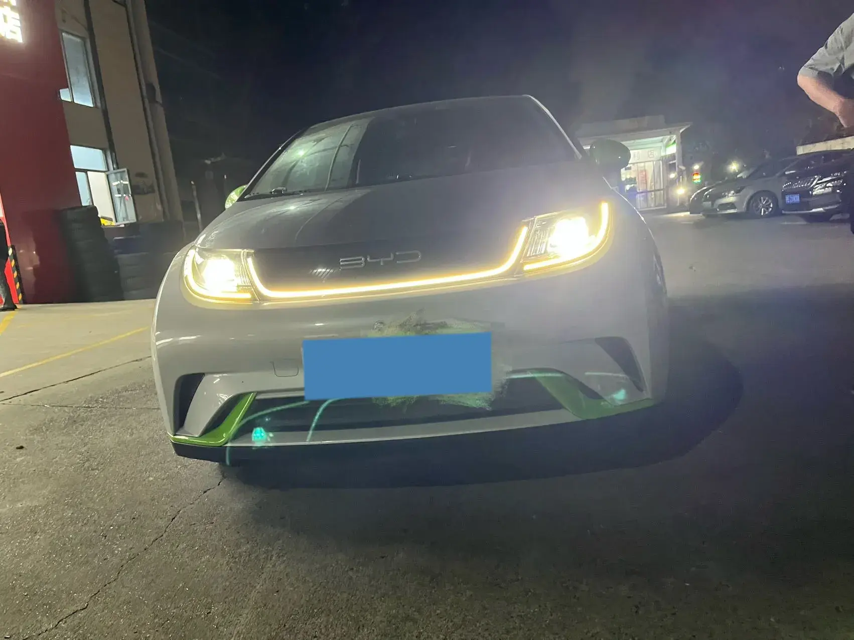 2021 BYD DOLPHIN thumbnail 2