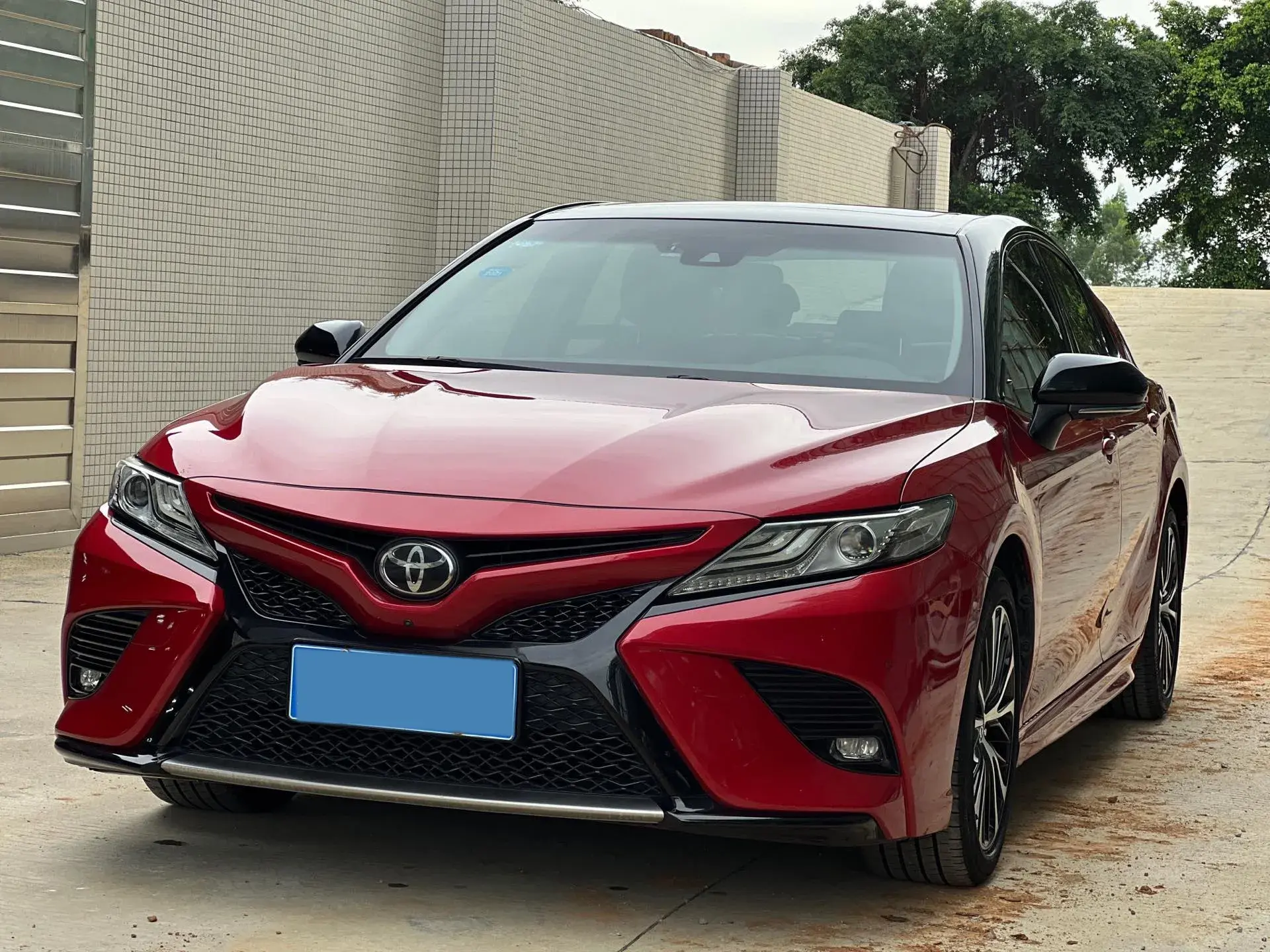 2018 TOYOTA CAMRY view 1