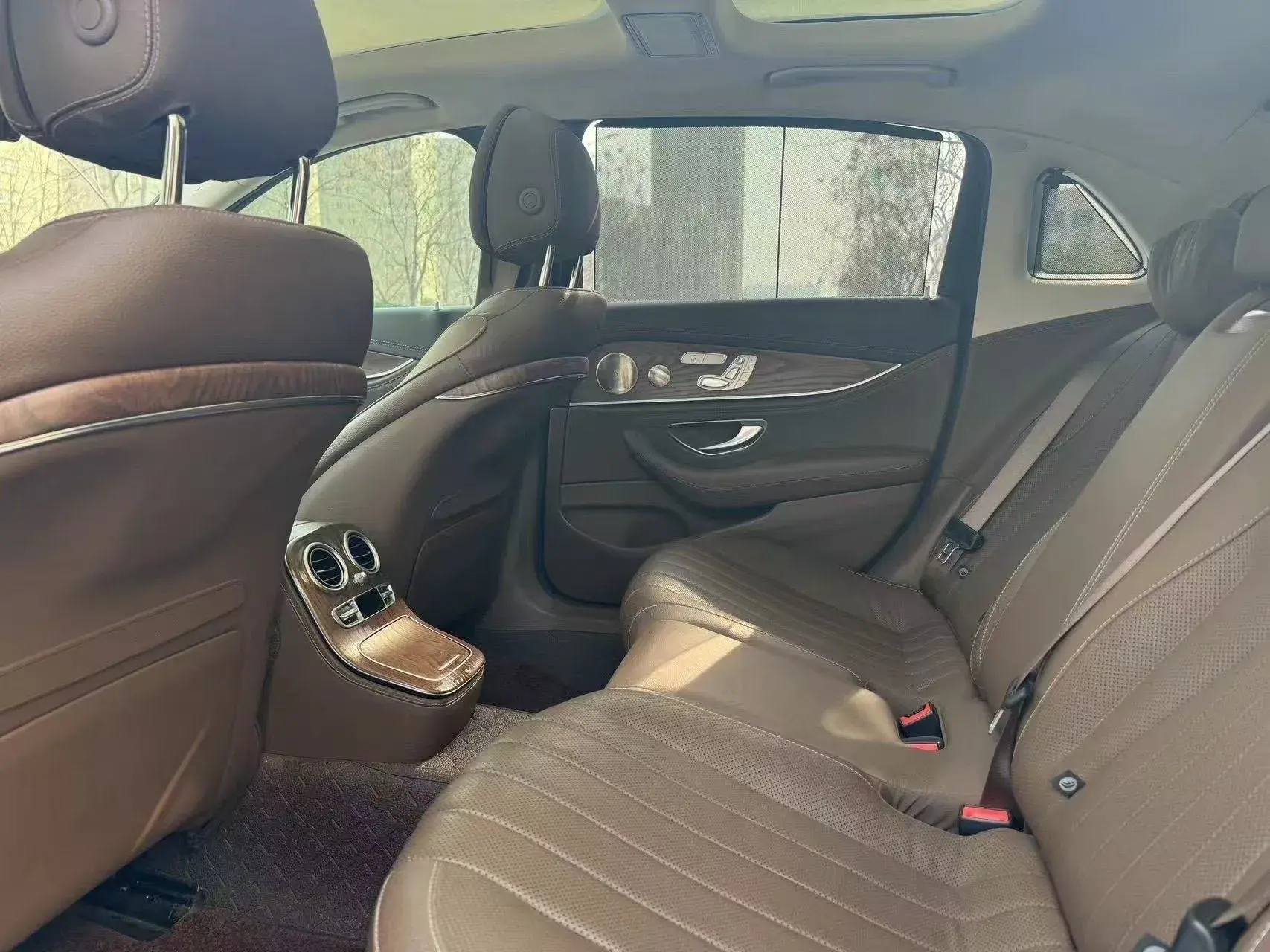 2021 MERCEDES-BENZ E thumbnail 4