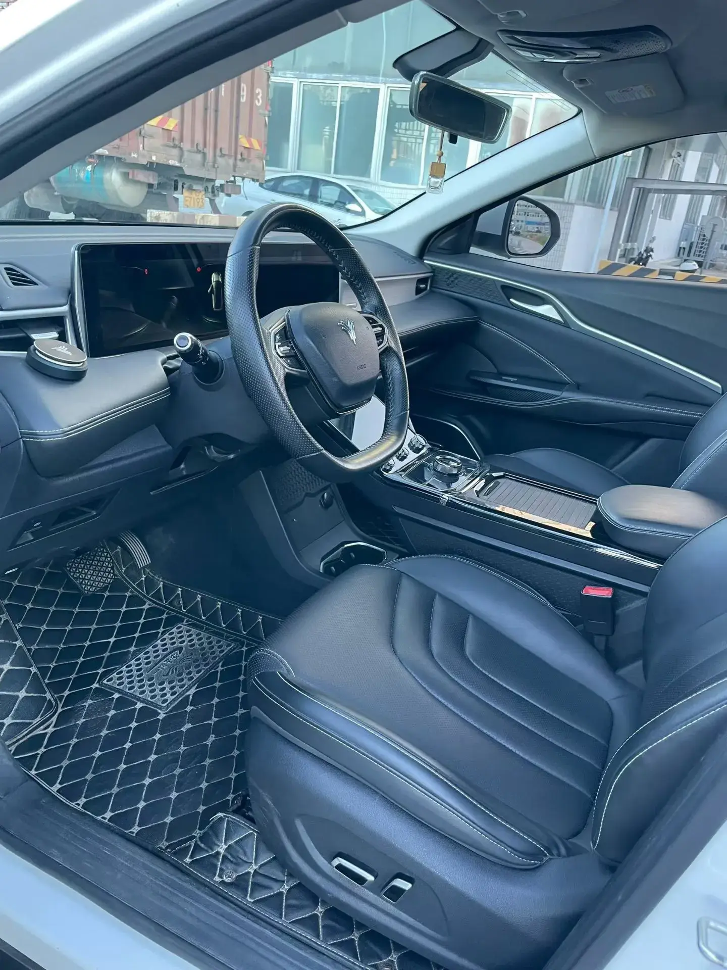 2022 NETA U thumbnail 4