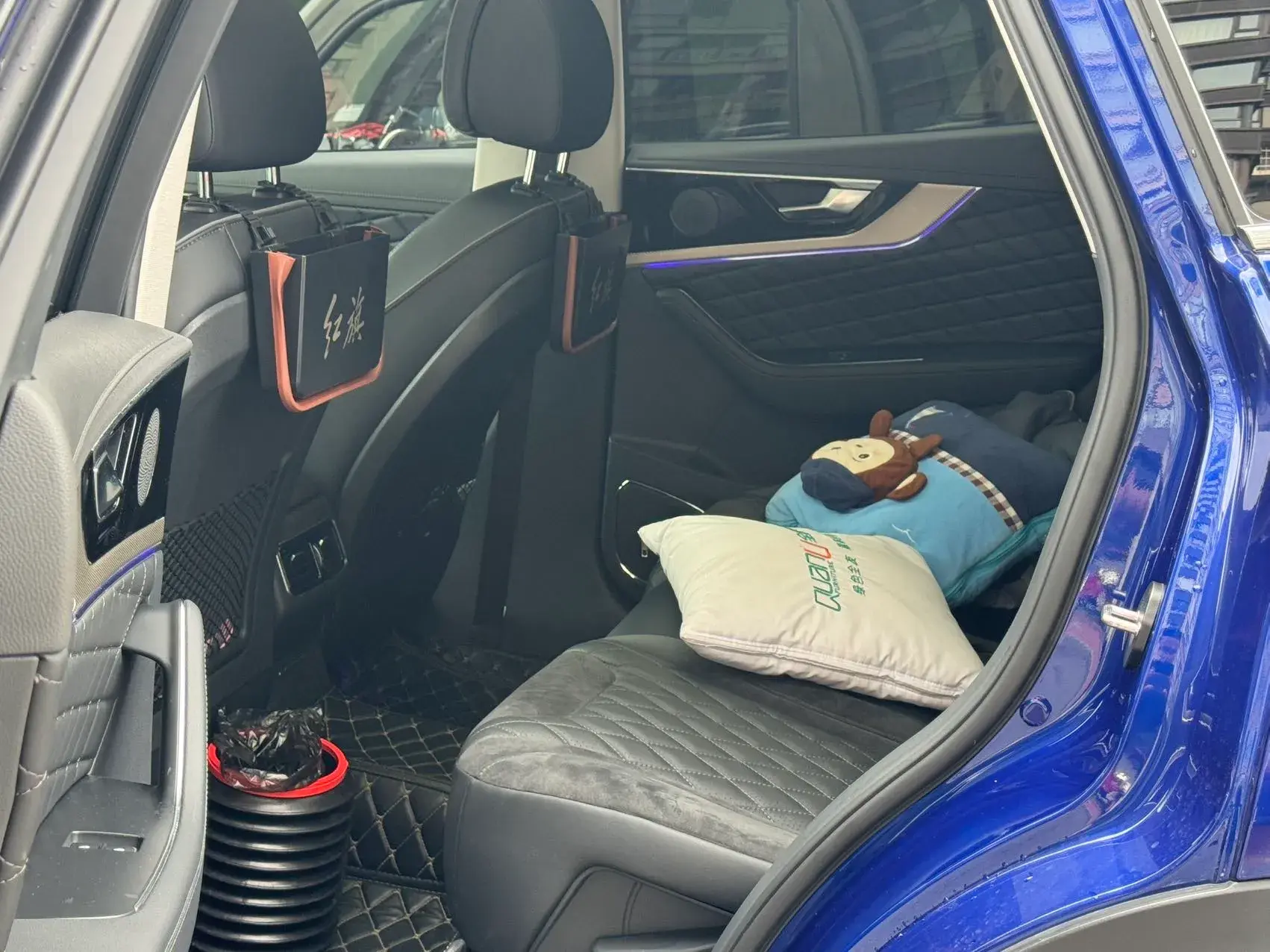 2019 HONGQI HS5 thumbnail 4