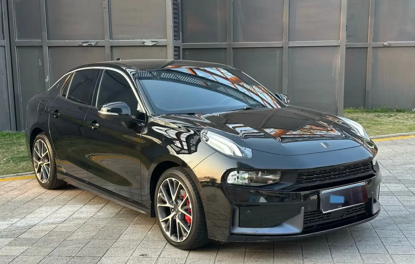 2022 LYNK&CO 03 thumbnail 3