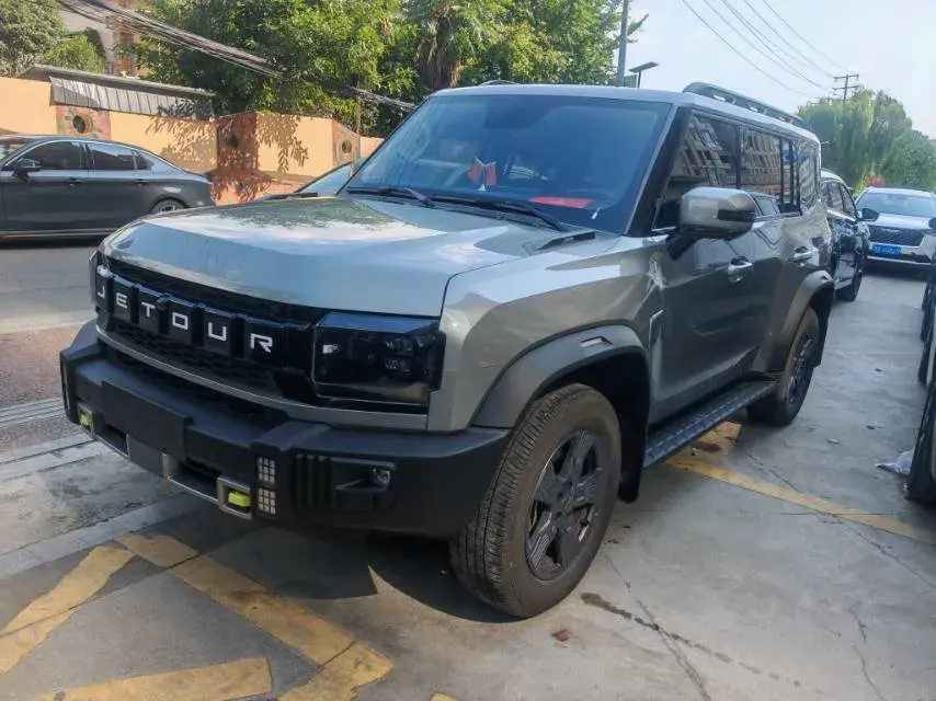 2023 JETOUR TRAVELLER view 1