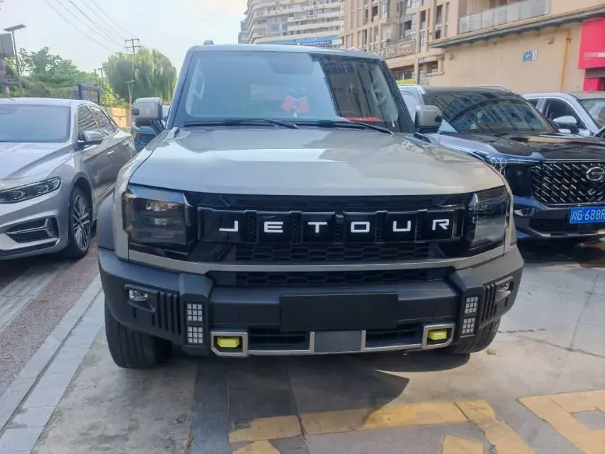 2023 JETOUR TRAVELLER thumbnail 2