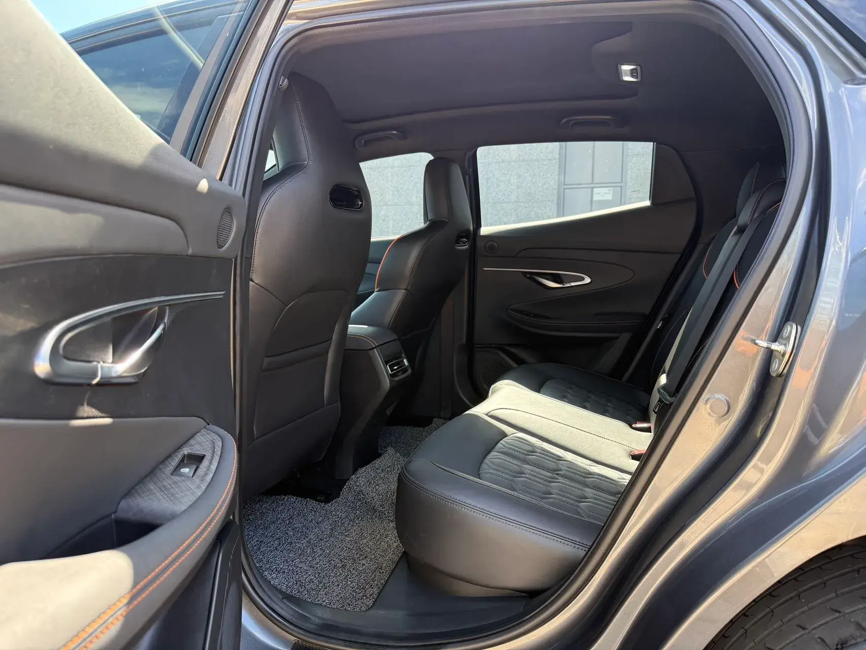 2022 CHANGAN UNI-T thumbnail 4