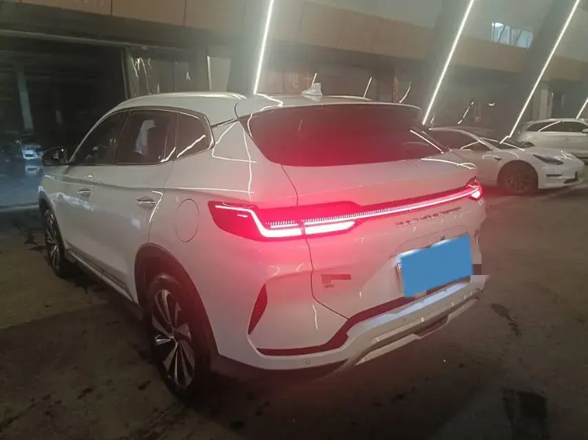 2024 BYD SONG thumbnail 2