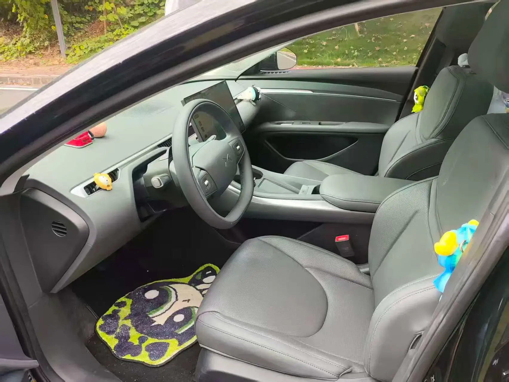 2025 XPENG MONA thumbnail 3