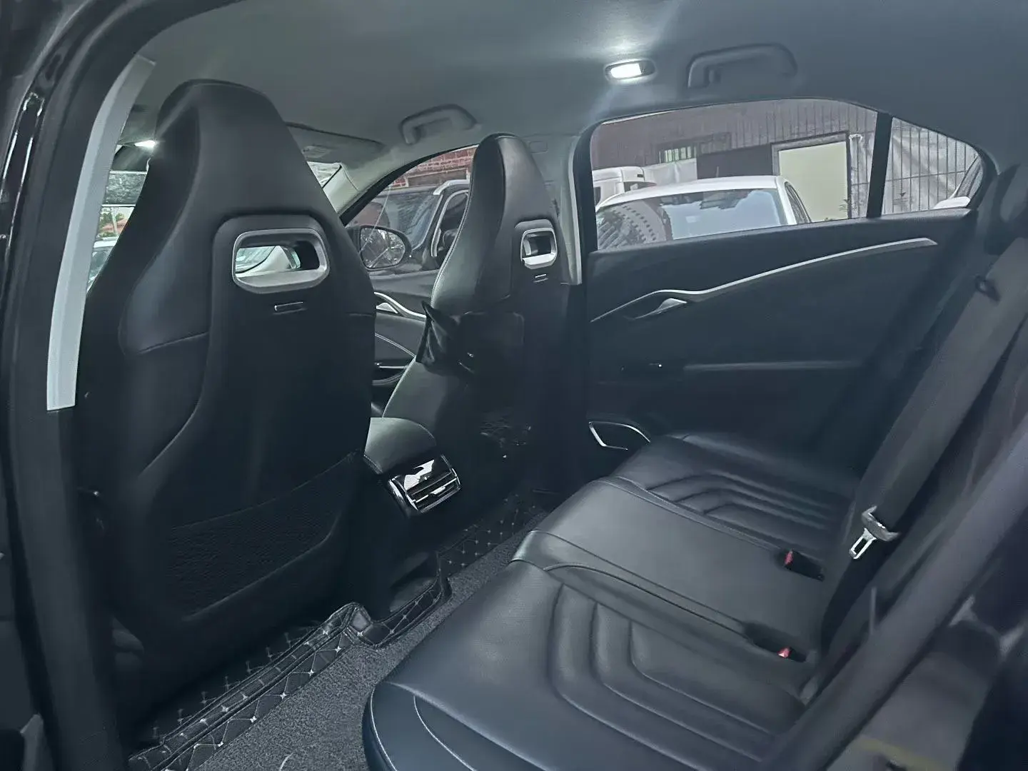 2021 NETA U thumbnail 3