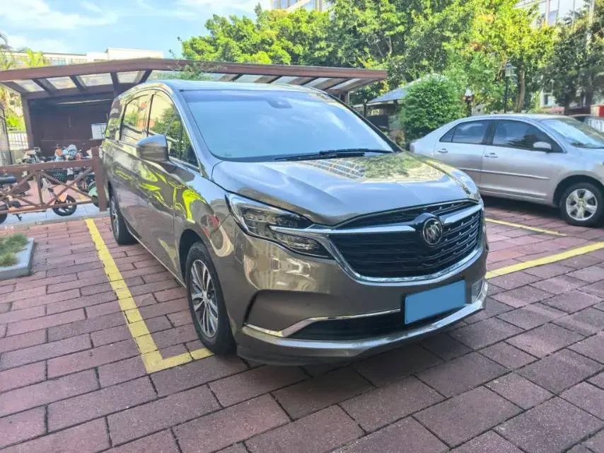 2021 BUICK GL8 thumbnail 3