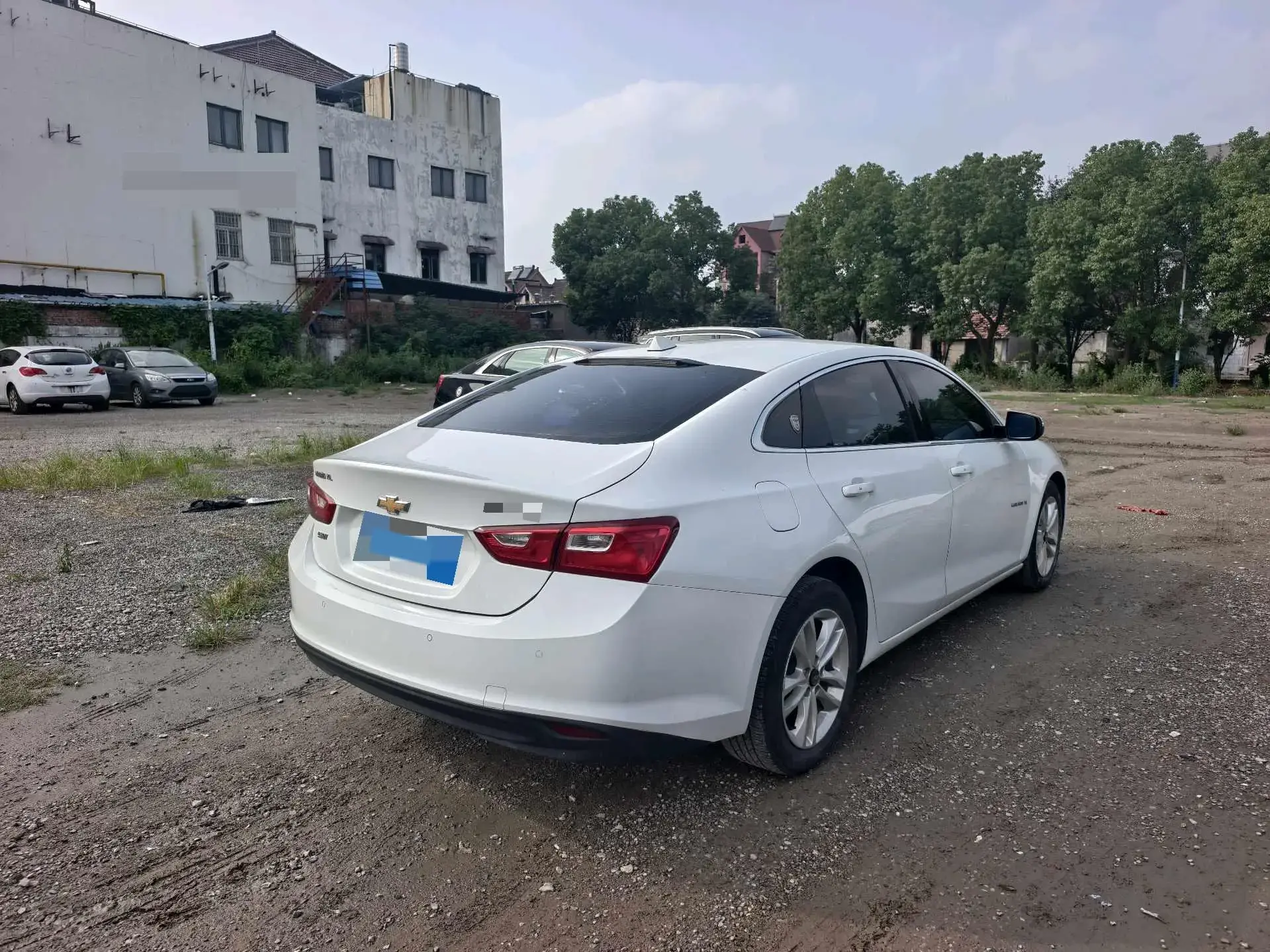 2018 CHEVROLET MALIBU thumbnail 4