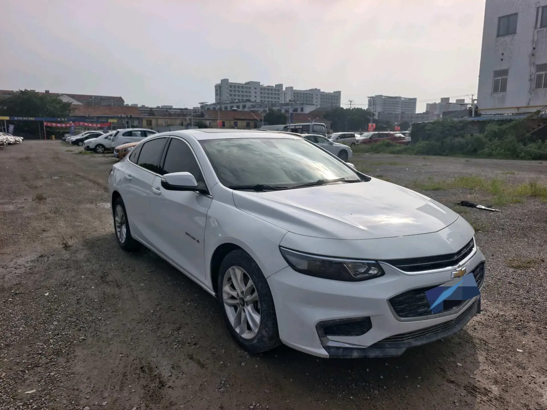 2018 CHEVROLET MALIBU thumbnail 3