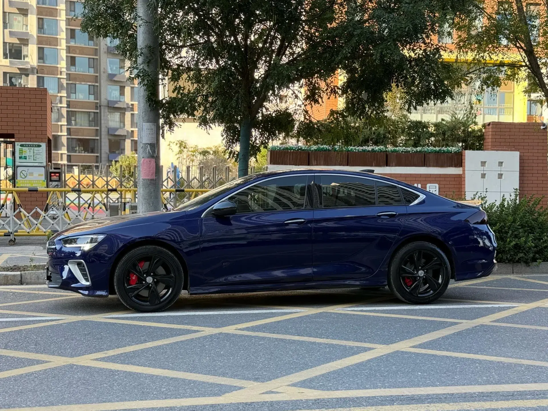 2020 BUICK REGAL thumbnail 4