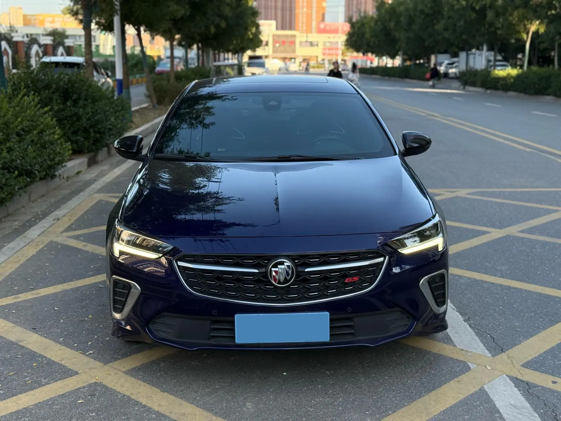 2020 BUICK REGAL thumbnail 2