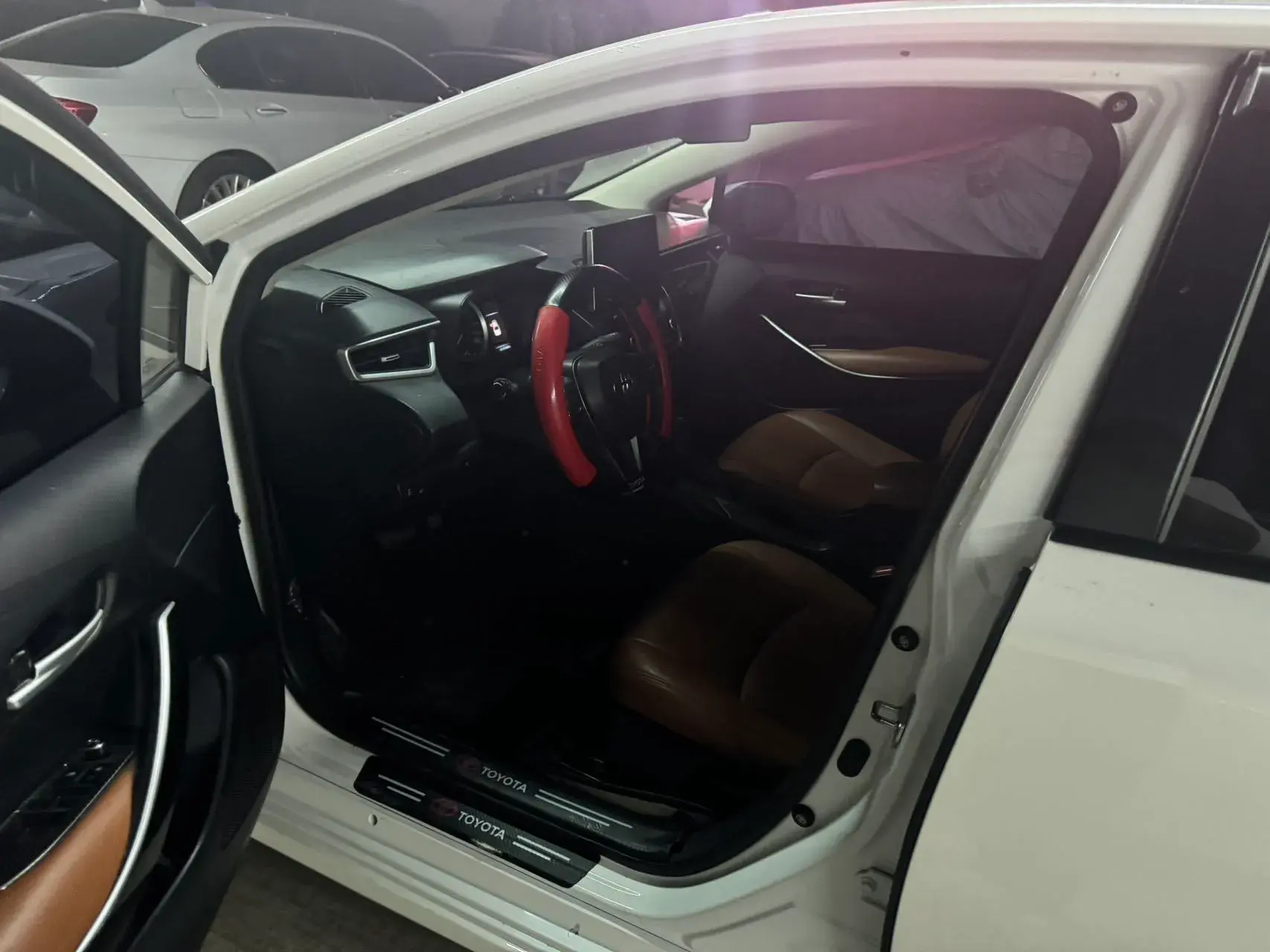 2019 TOYOTA COROLLA thumbnail 4