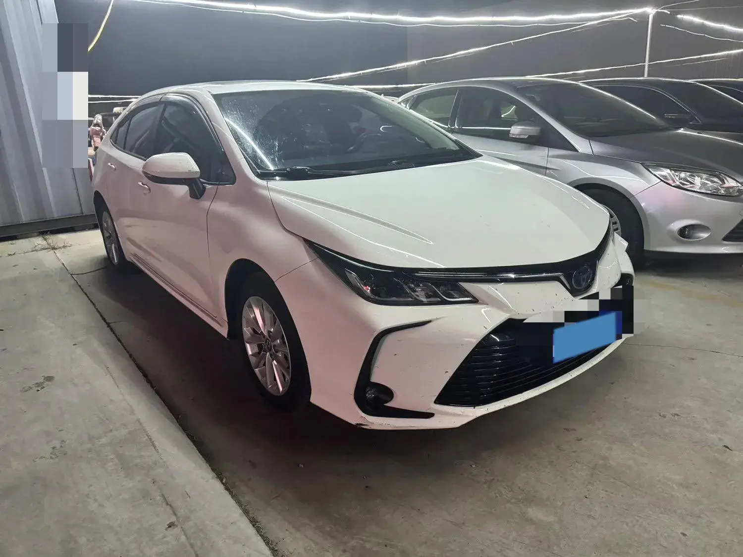 2019 TOYOTA COROLLA thumbnail 3