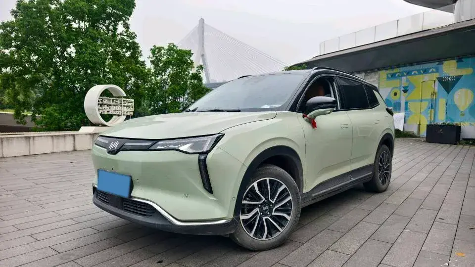 2021 WELTMEISTER W6 view 1