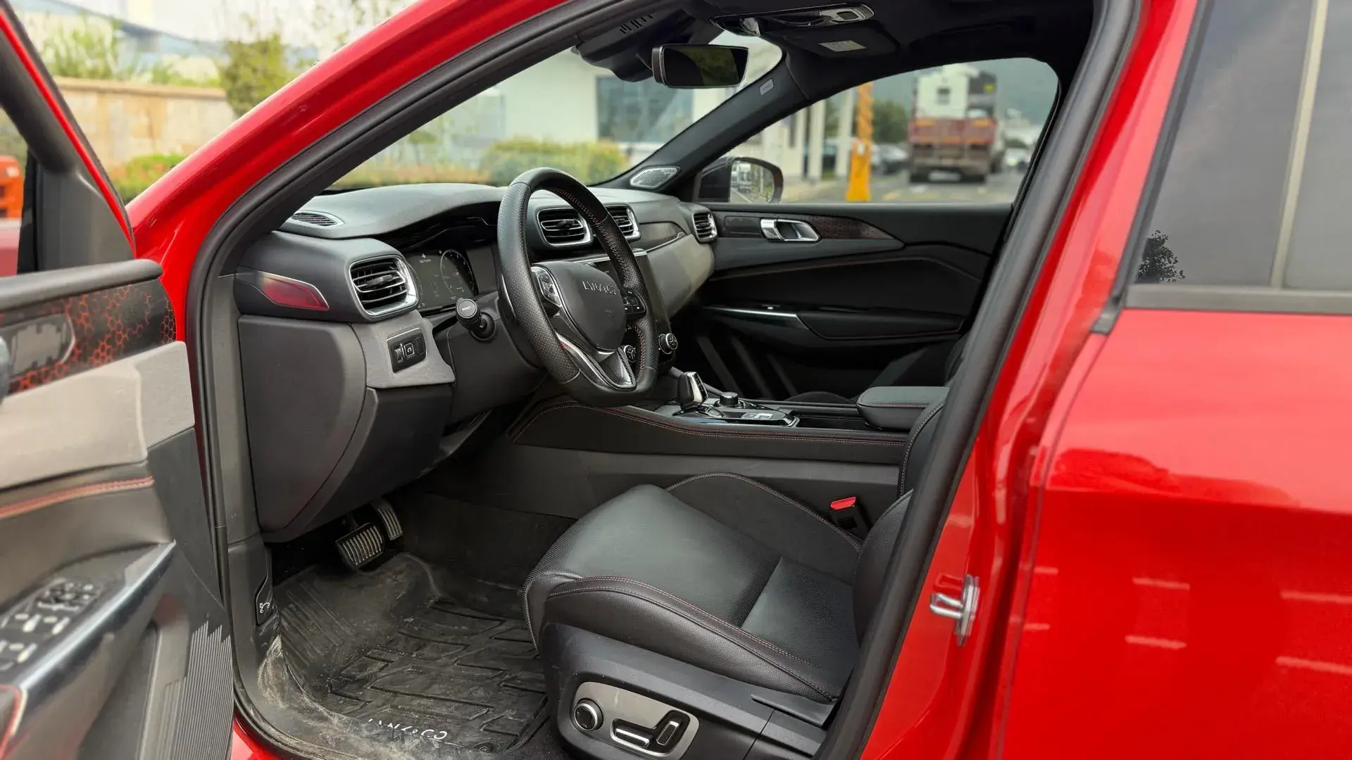 2019 LYNK&CO 03 thumbnail 3