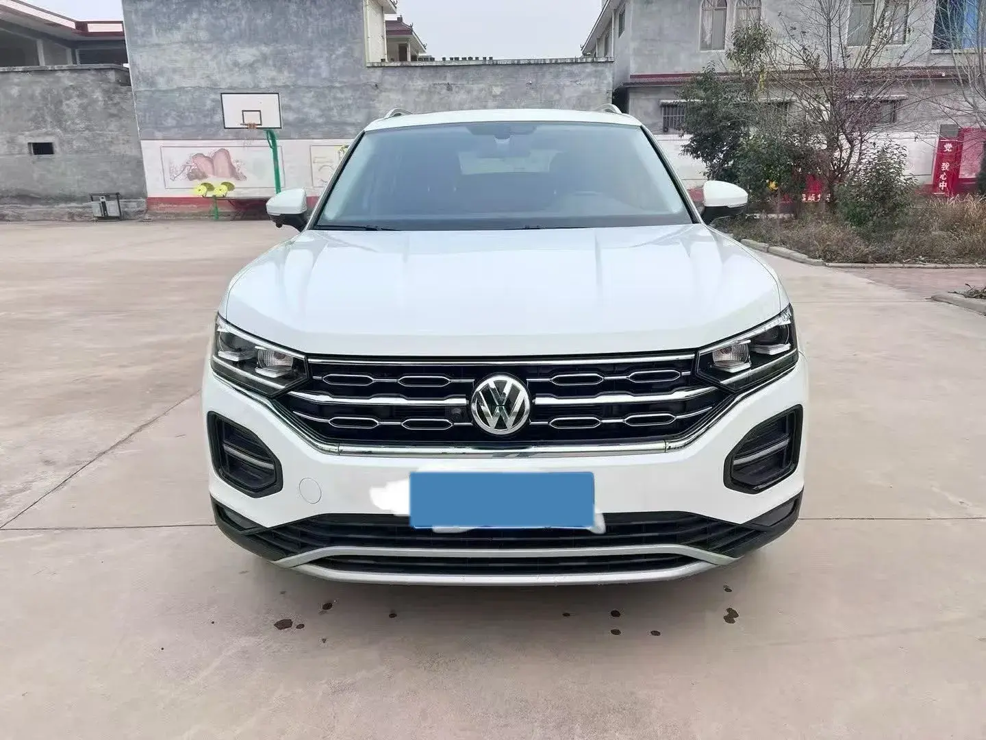 2019 VOLKSWAGEN TAYRON thumbnail 2