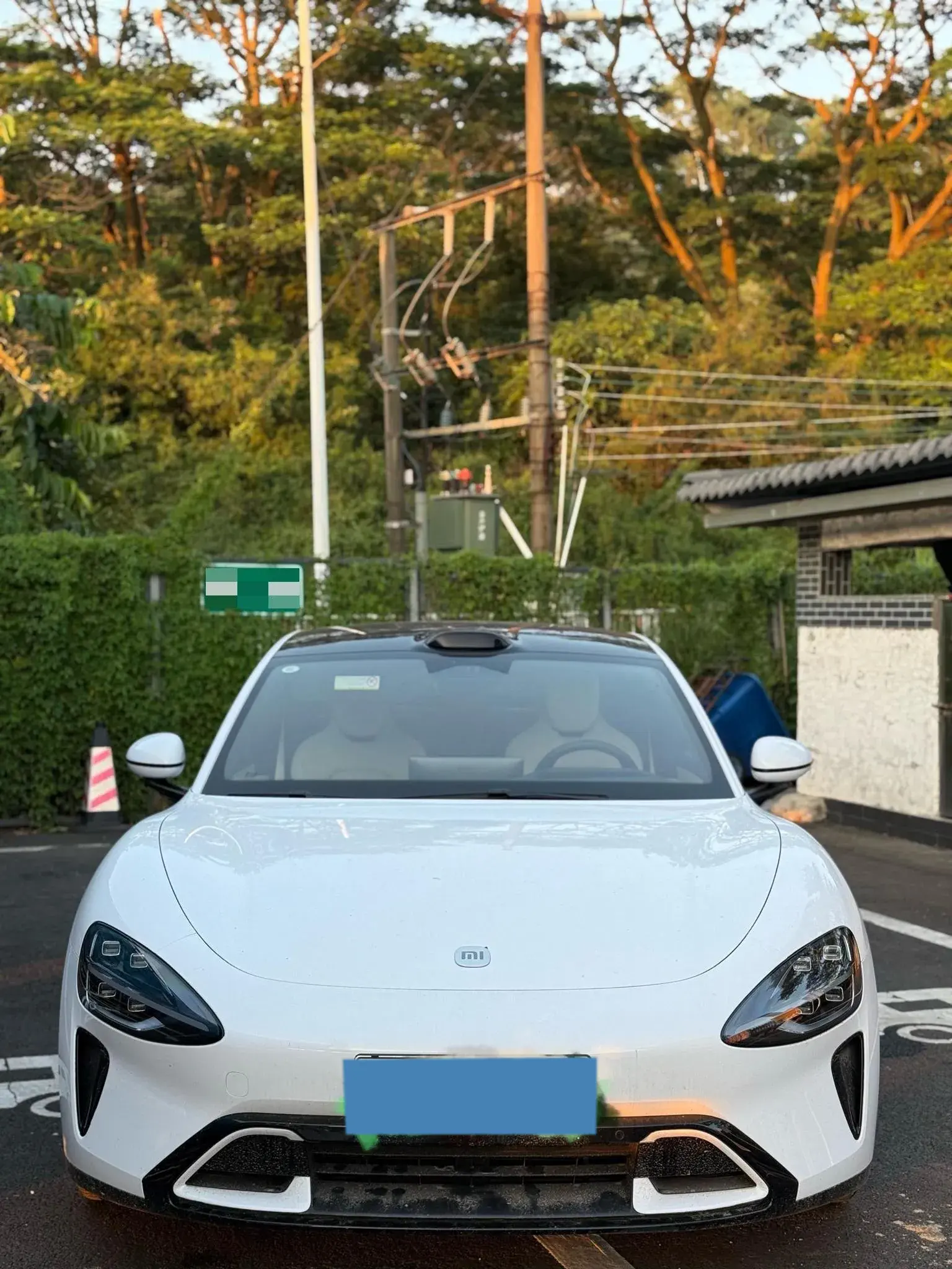 2024 MI SU7 thumbnail 2