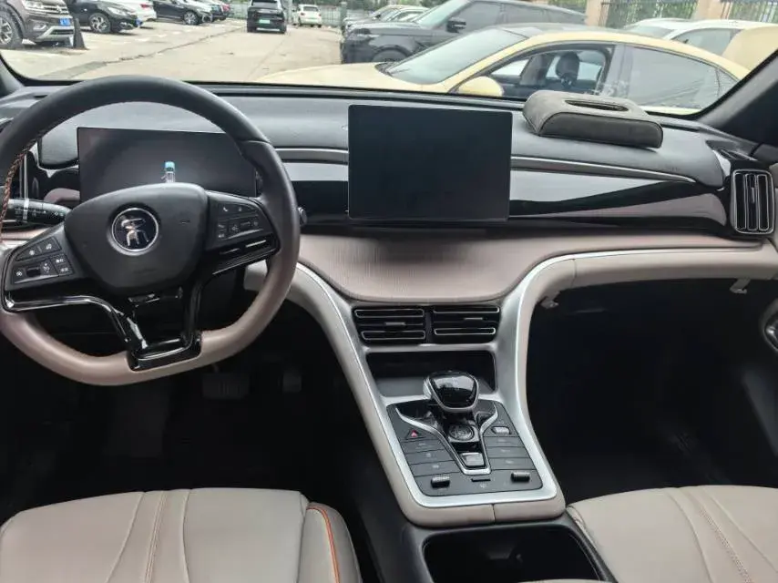 2024 BYD SONG thumbnail 4