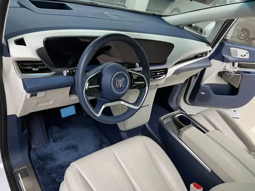 2025 BUICK CENTURY thumbnail 3