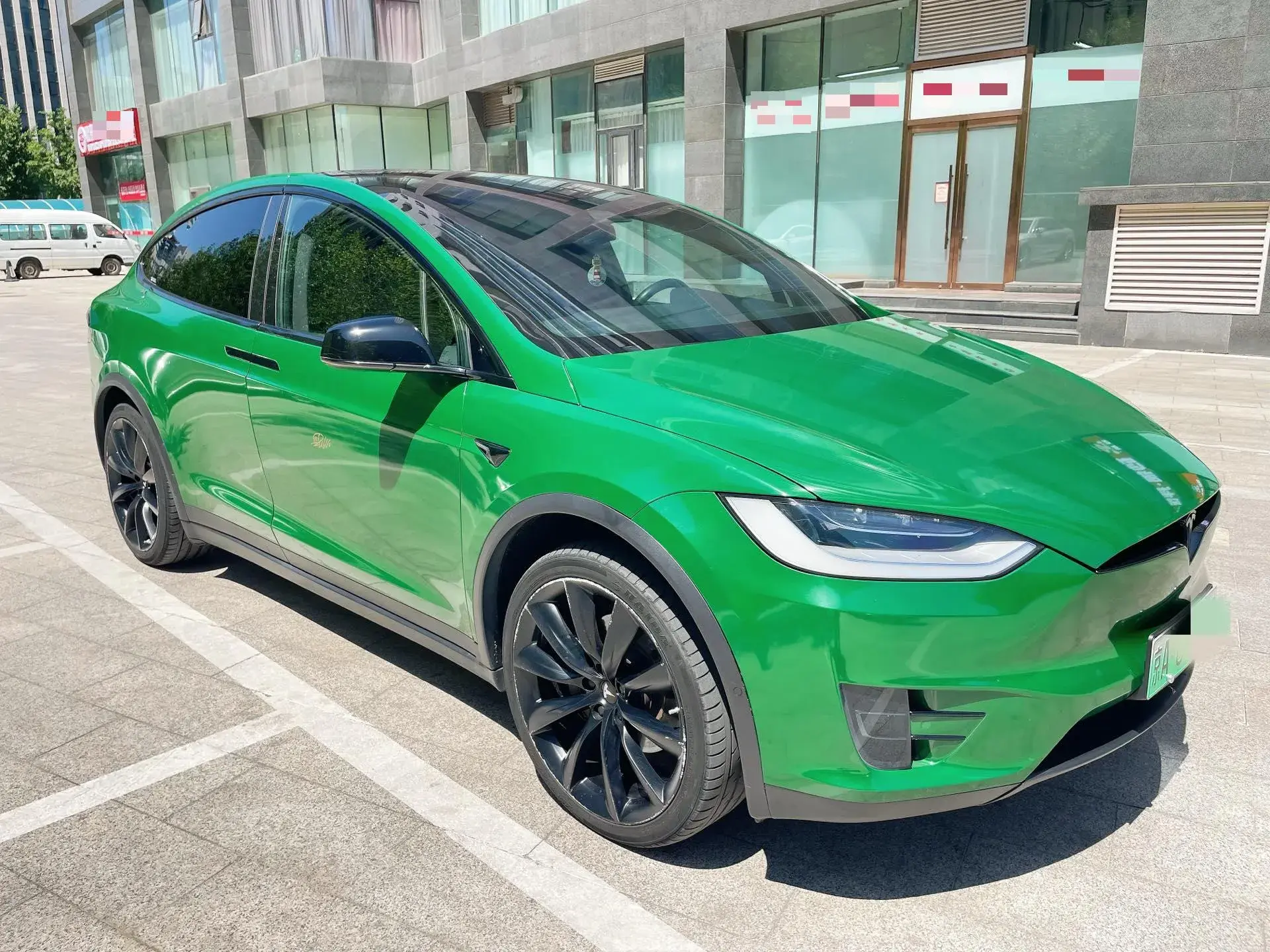 2019 TESLA MODEL thumbnail 2