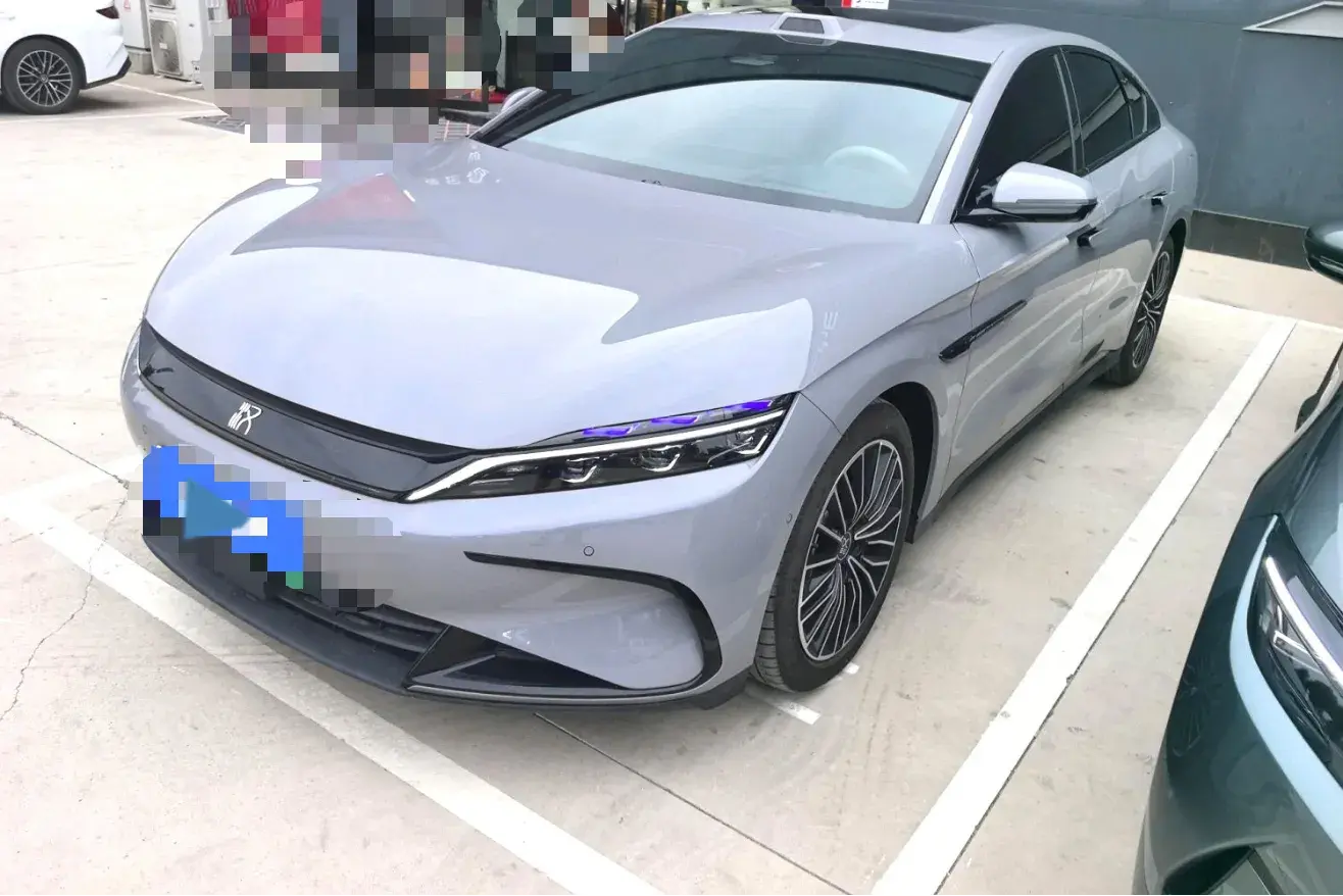 2025 BYD HAN view 1