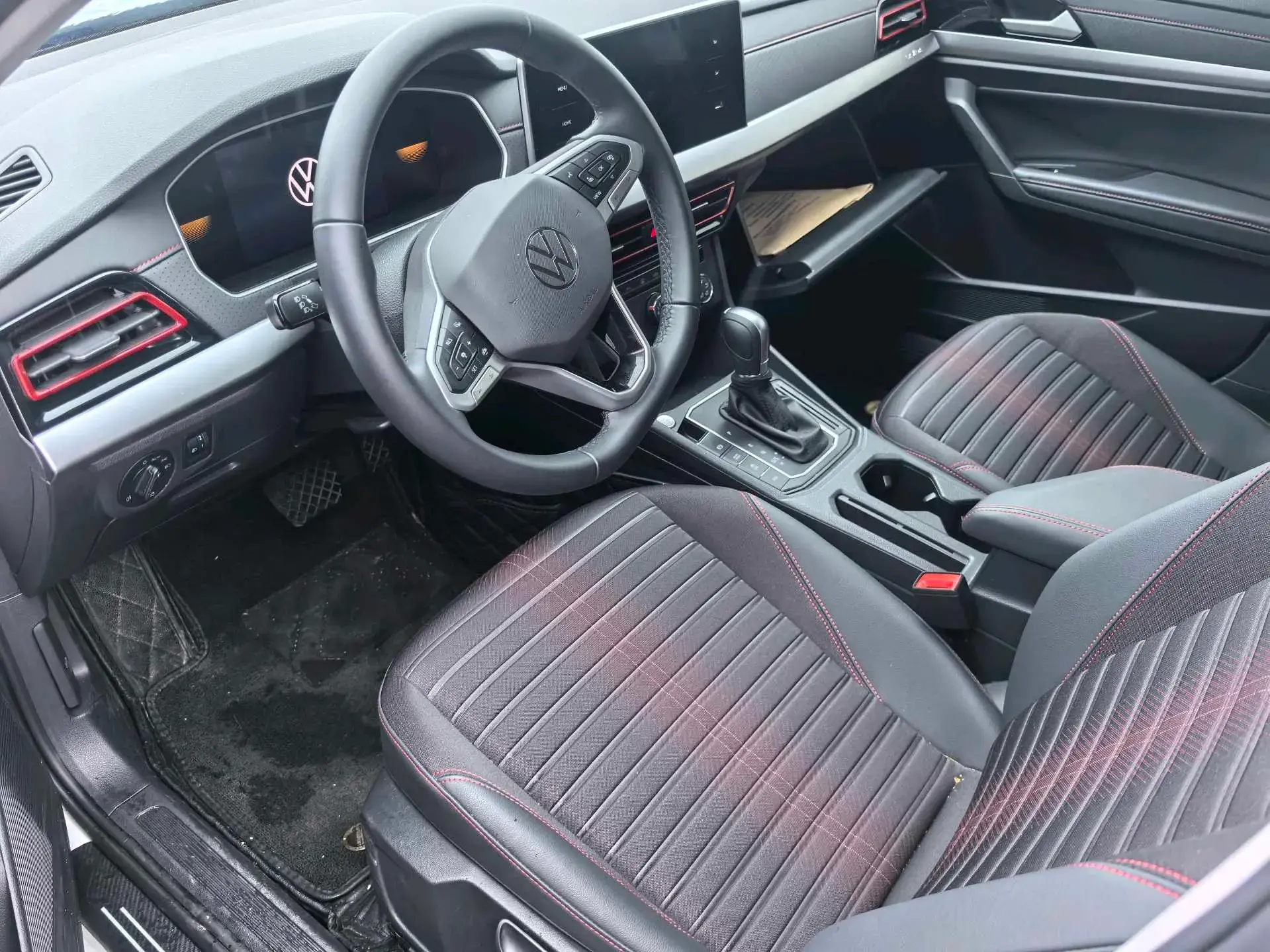 2023 VOLKSWAGEN LAVIDA thumbnail 4