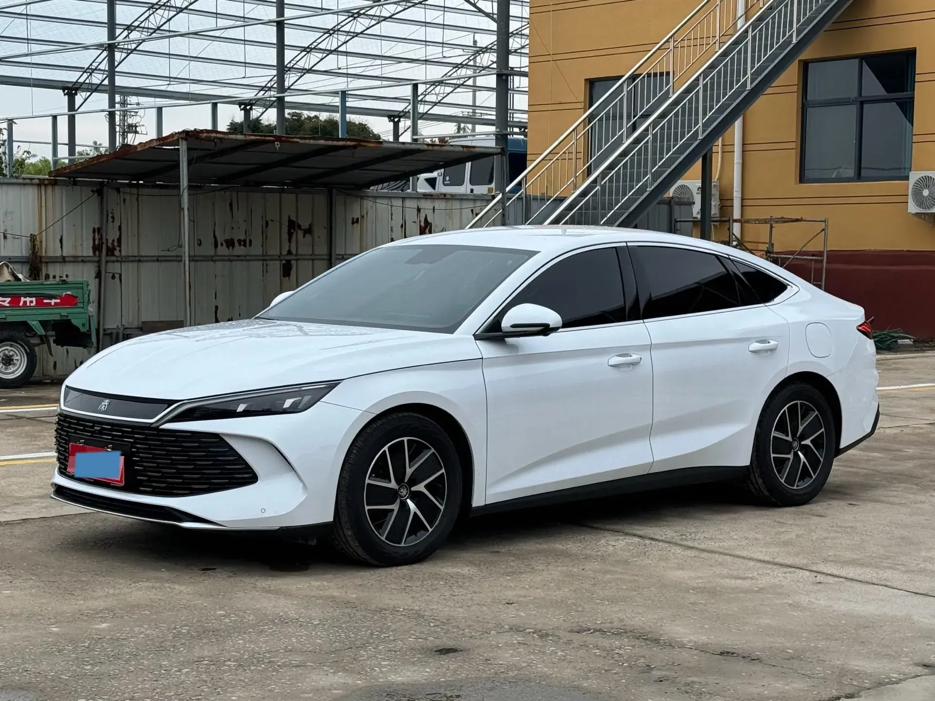 2024 BYD QINL view 1