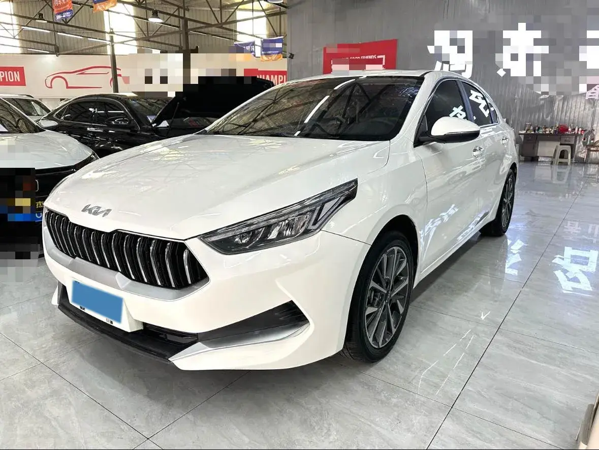 2021 KIA K3 view 1
