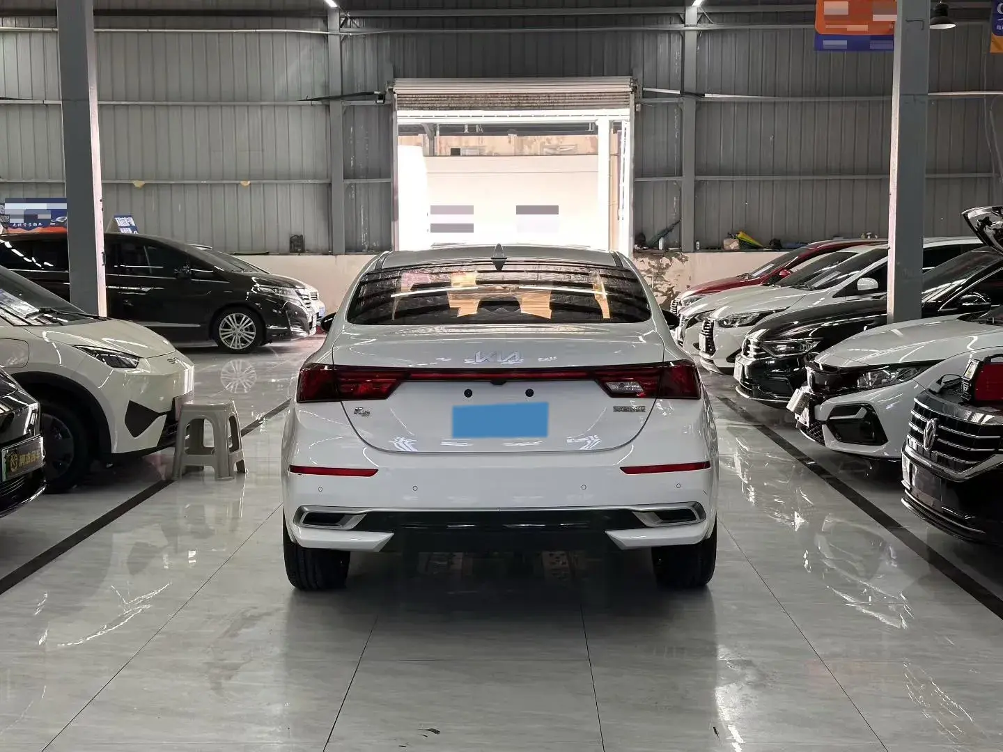 2021 KIA K3 thumbnail 4