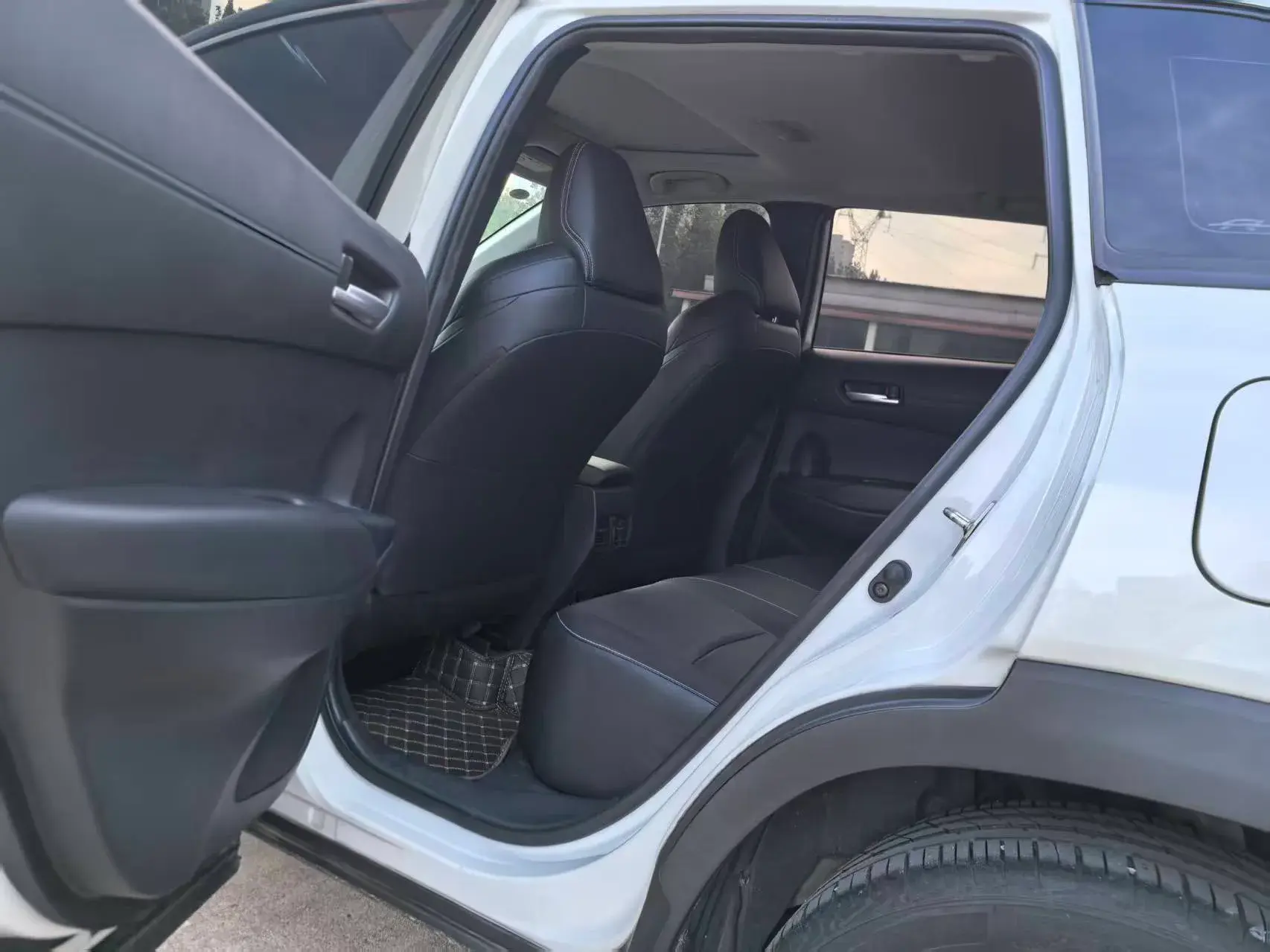 2022 TOYOTA FRONTLANDER thumbnail 4