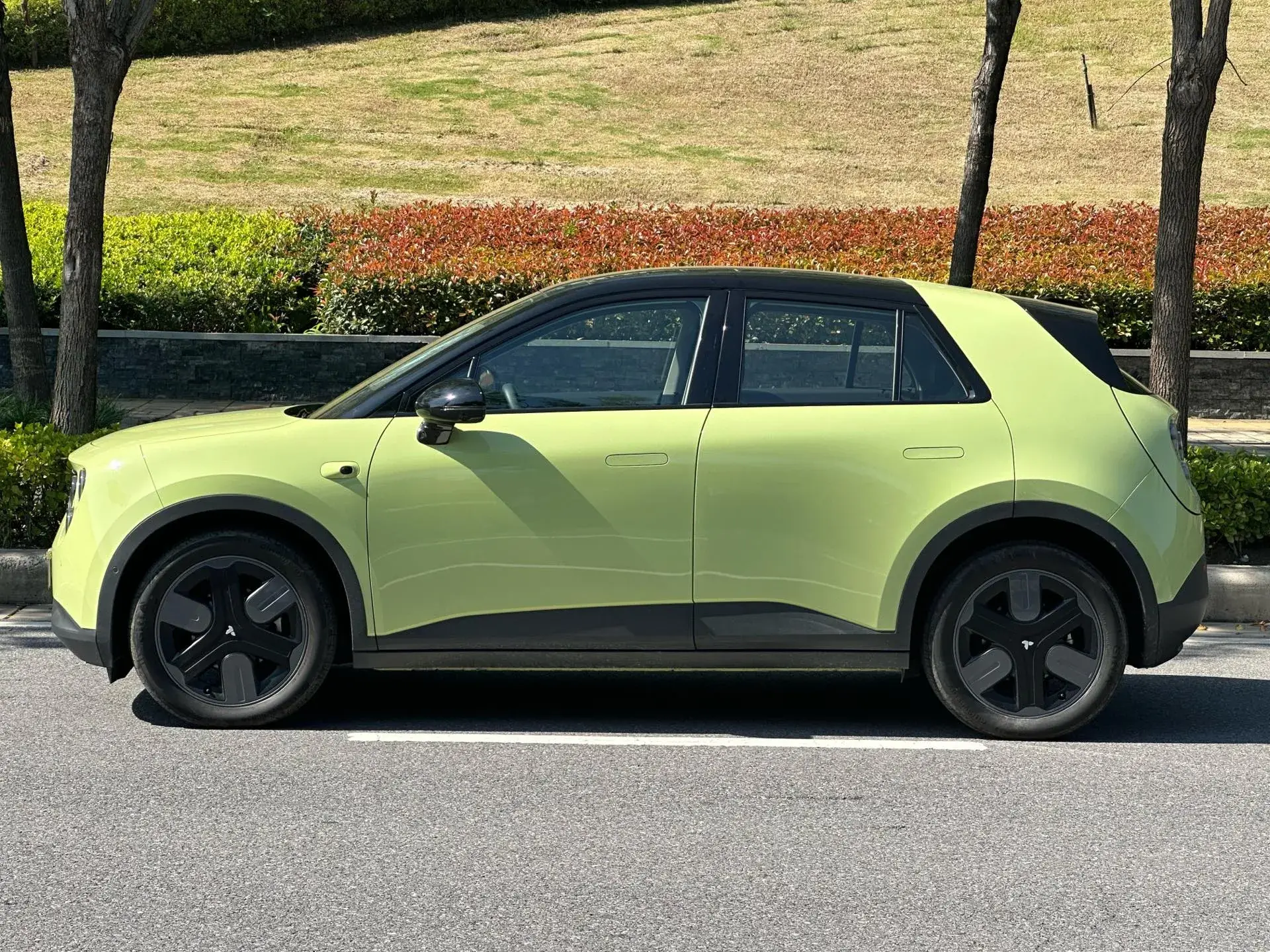 2025 FIREFLY FIREFLY thumbnail 3