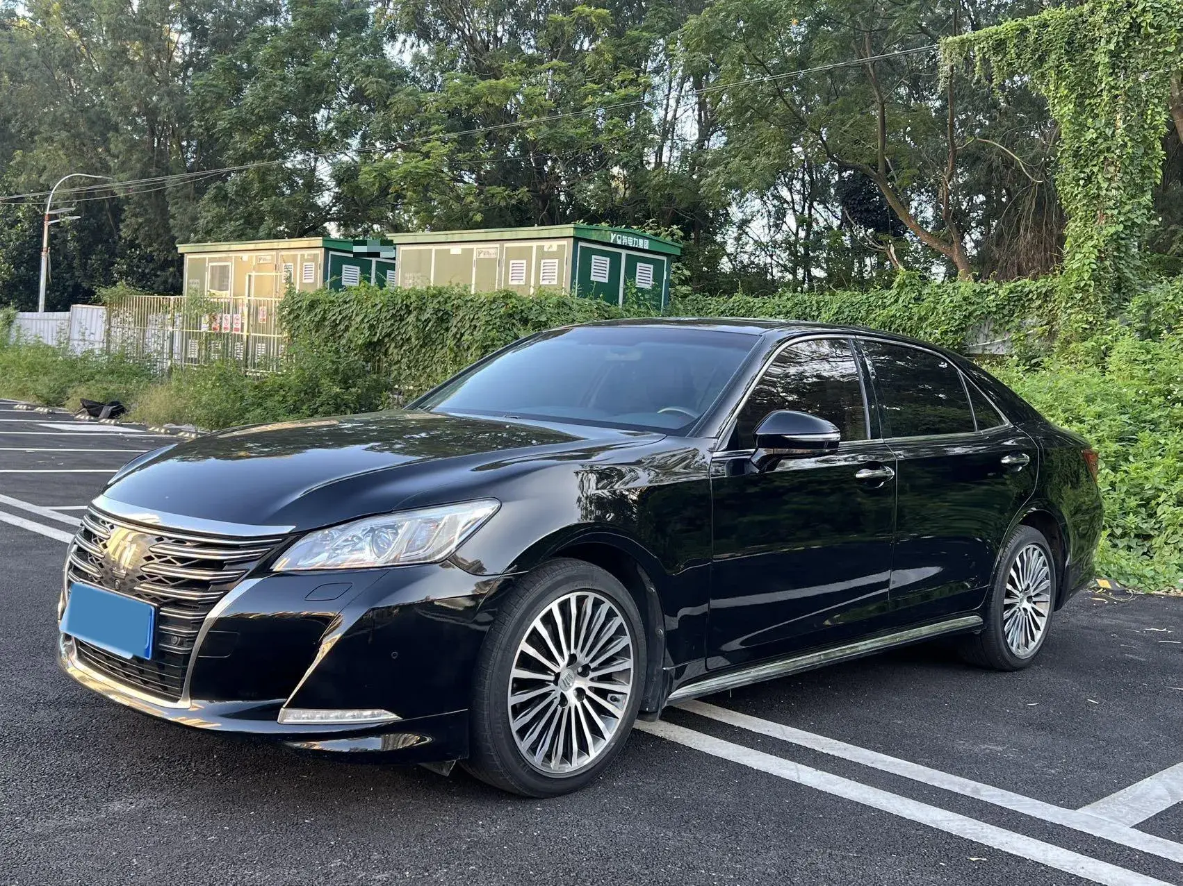 2018 TOYOTA CROWN view 1