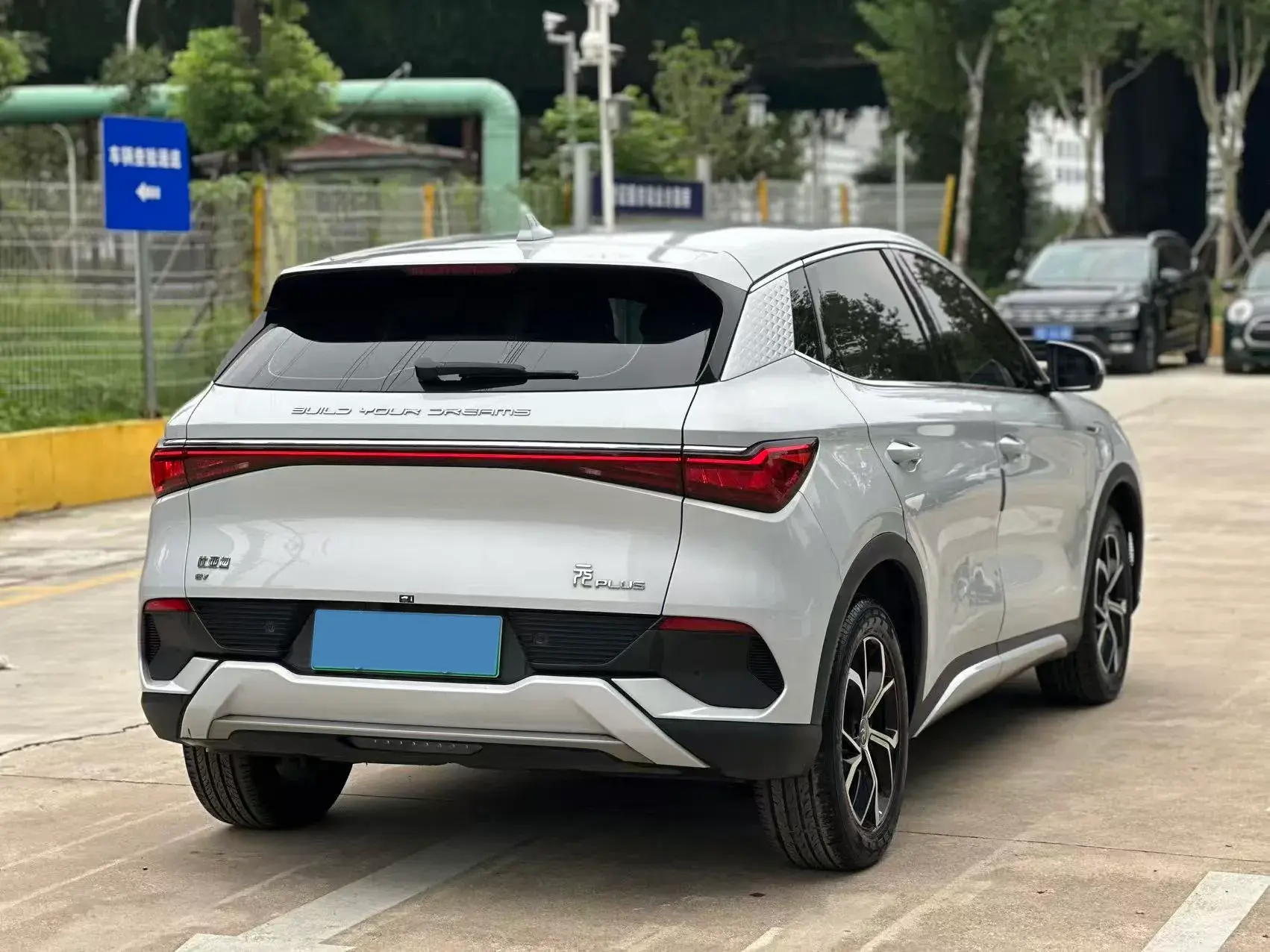 2022 BYD YUAN thumbnail 4