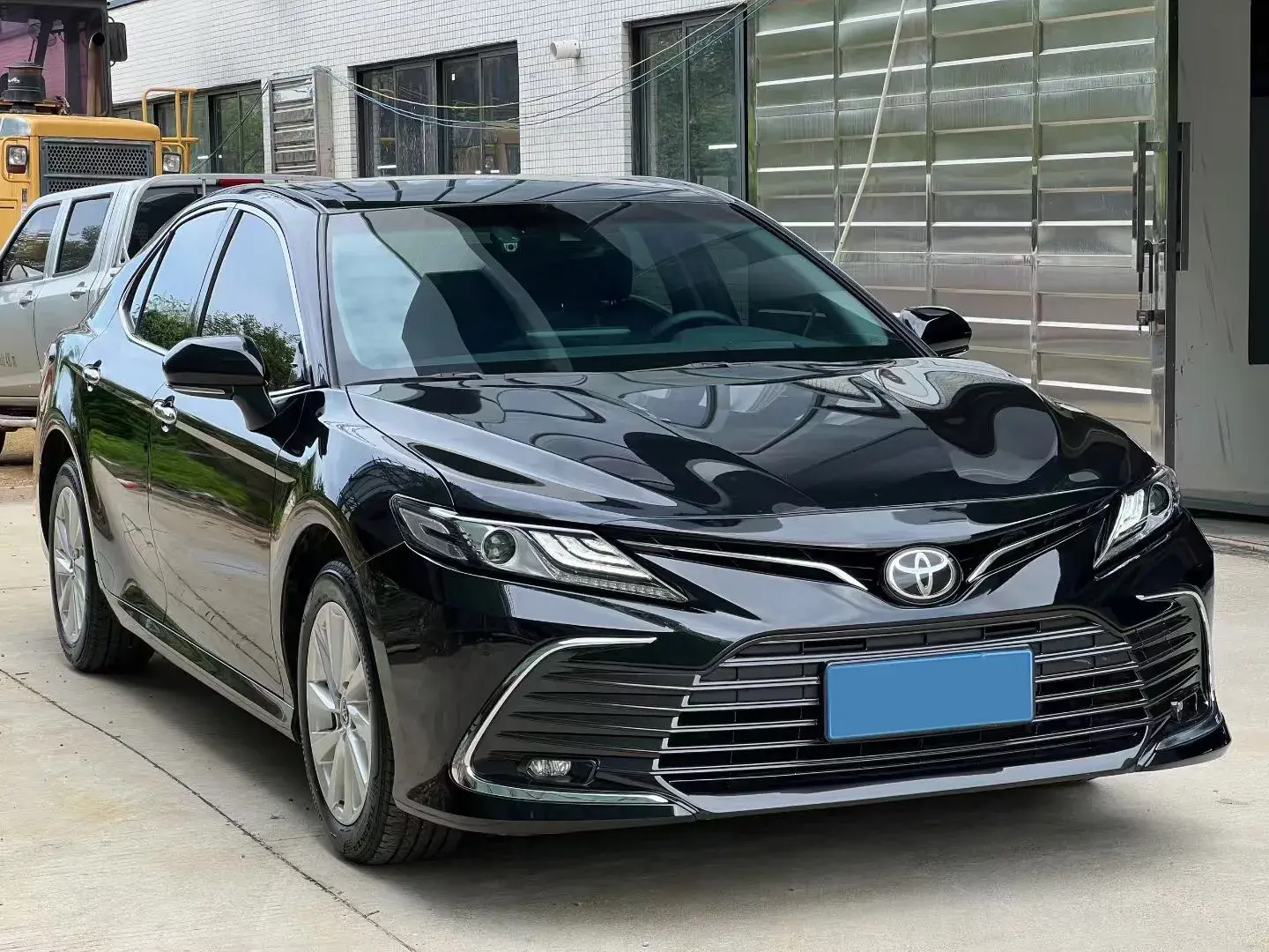 2021 TOYOTA CAMRY thumbnail 2