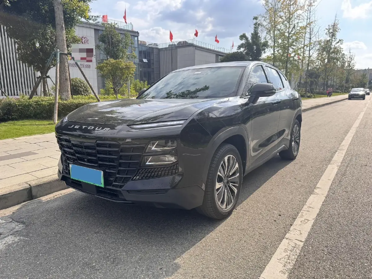 2022 Jetour DASHING i-DM 1.5T 156HP L4 3DHT PHEV 19.27KWH