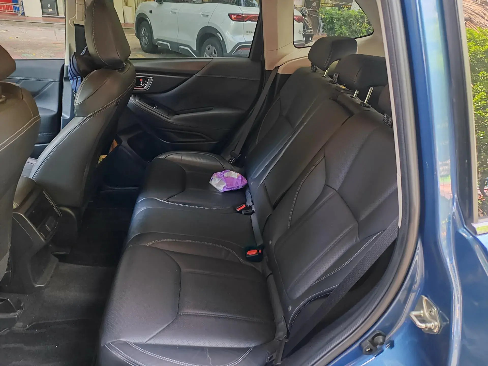 2019 SUBARU FORESTER thumbnail 4