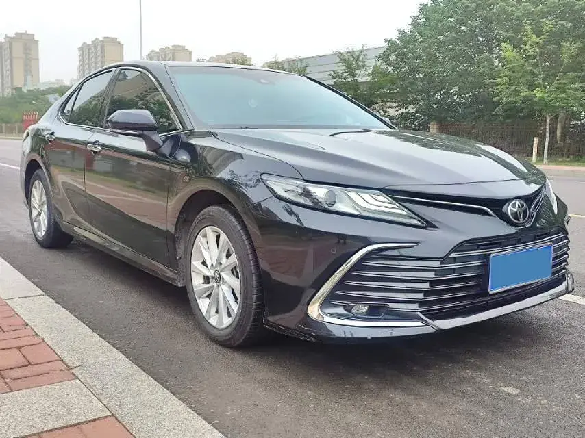 2021 TOYOTA CAMRY thumbnail 3