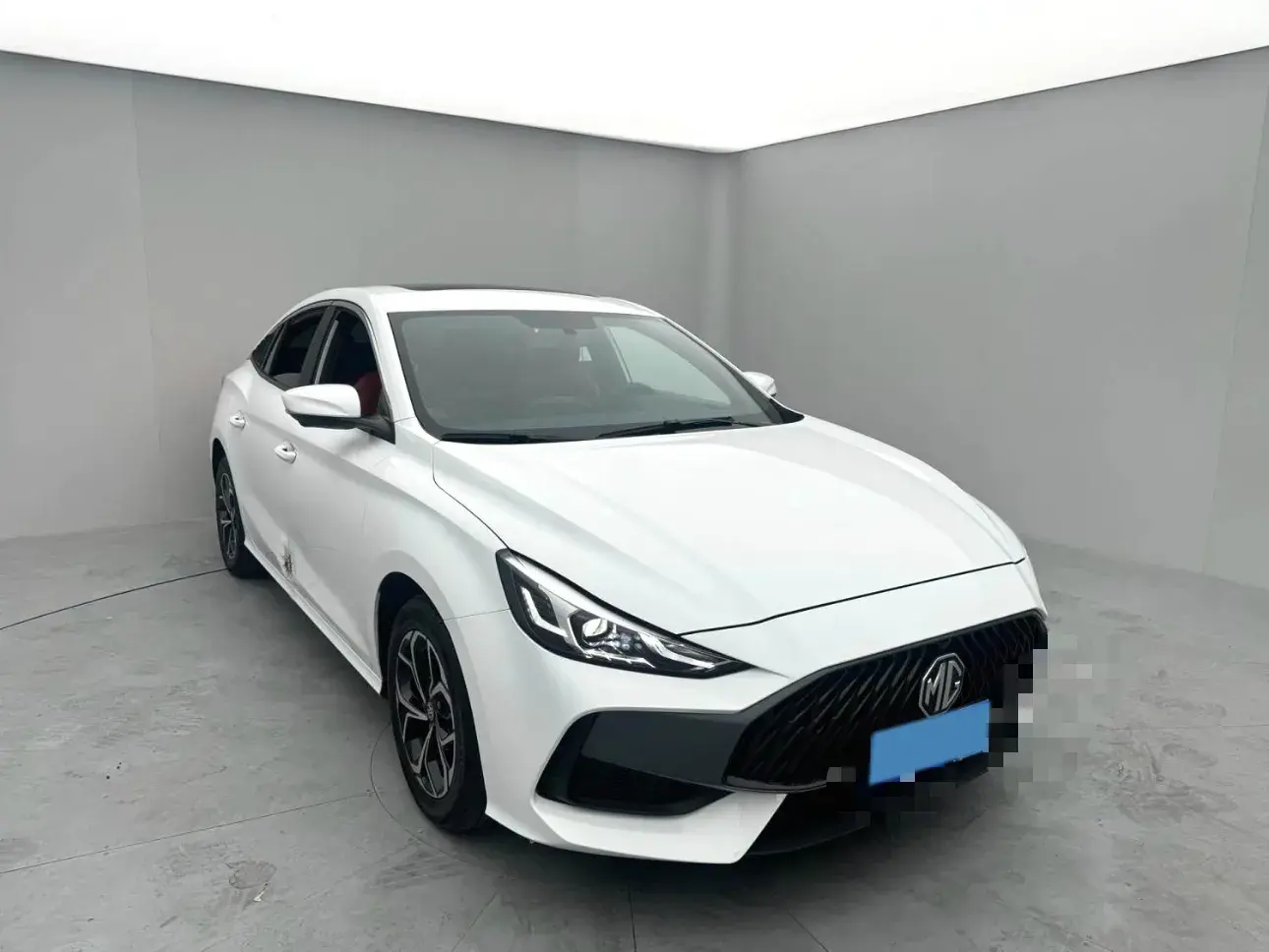 2021 MG 5 thumbnail 3