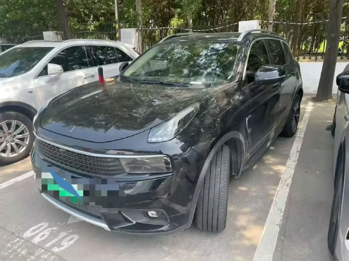 2021 LYNK&CO 05 EM-P 1.5T 180HP L3 7DCT PHEV 17.7KWH