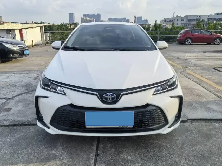 2023 TOYOTA COROLLA thumbnail 2