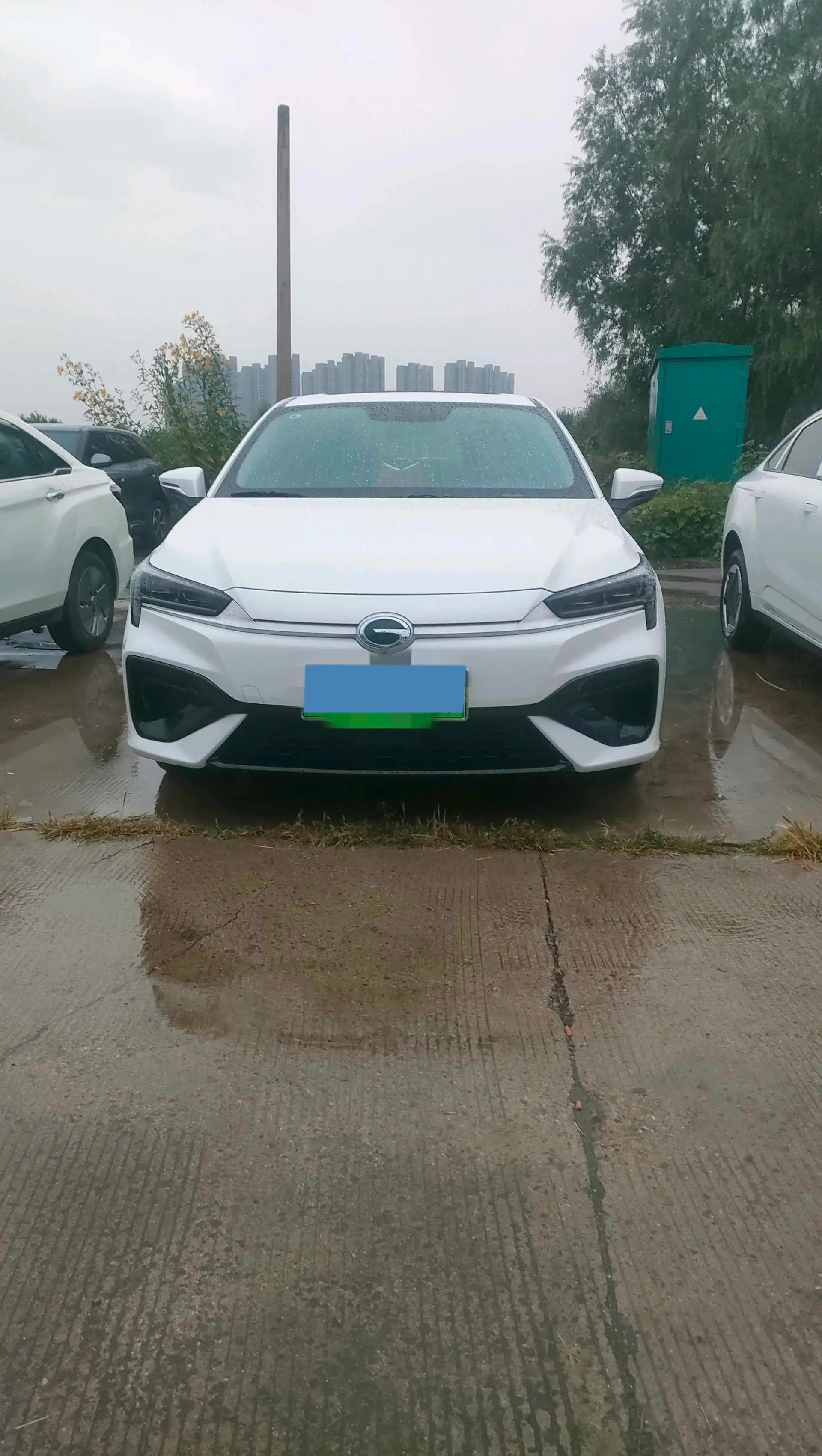 2023 AION S thumbnail 2