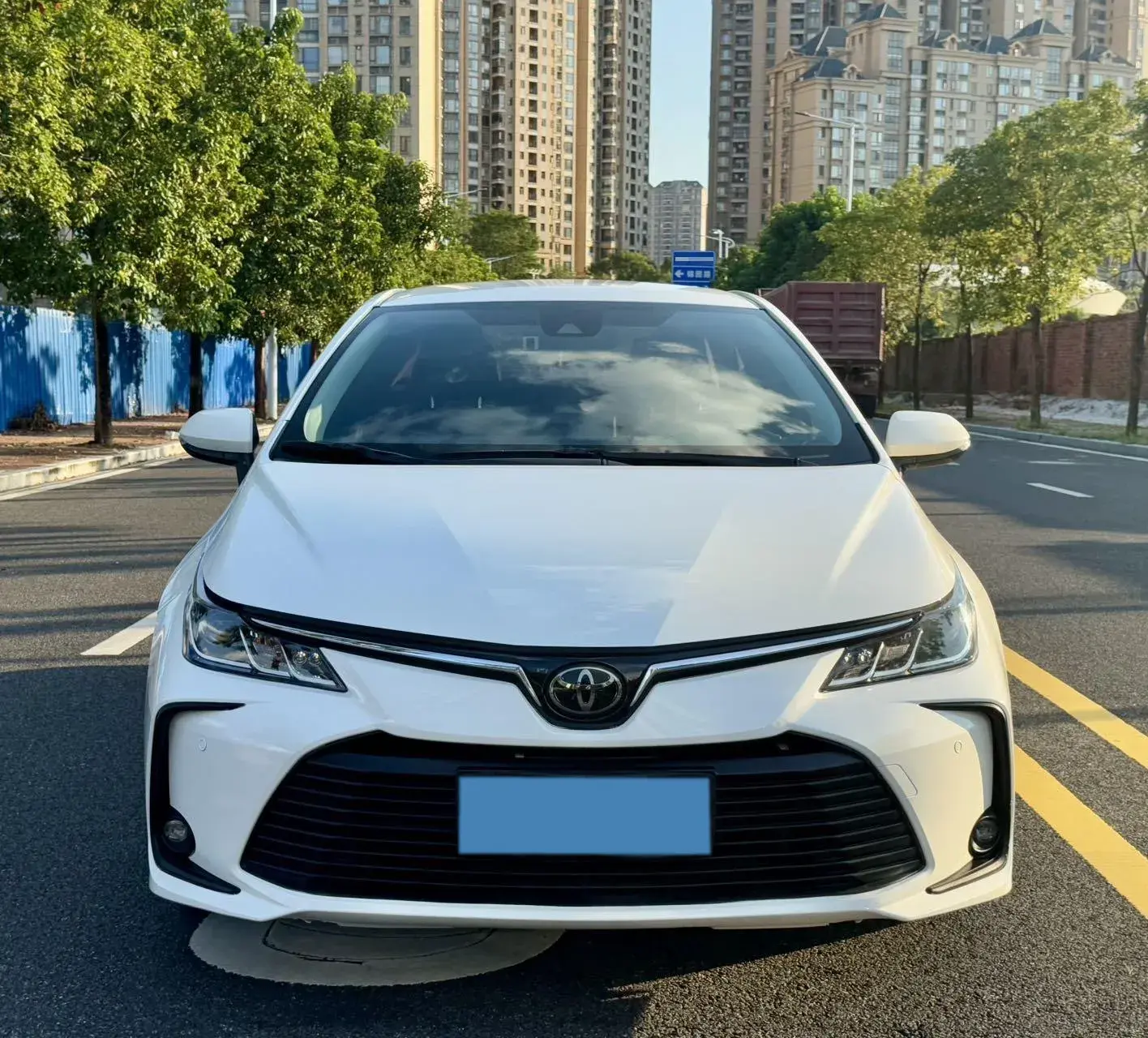 2021 TOYOTA COROLLA thumbnail 2