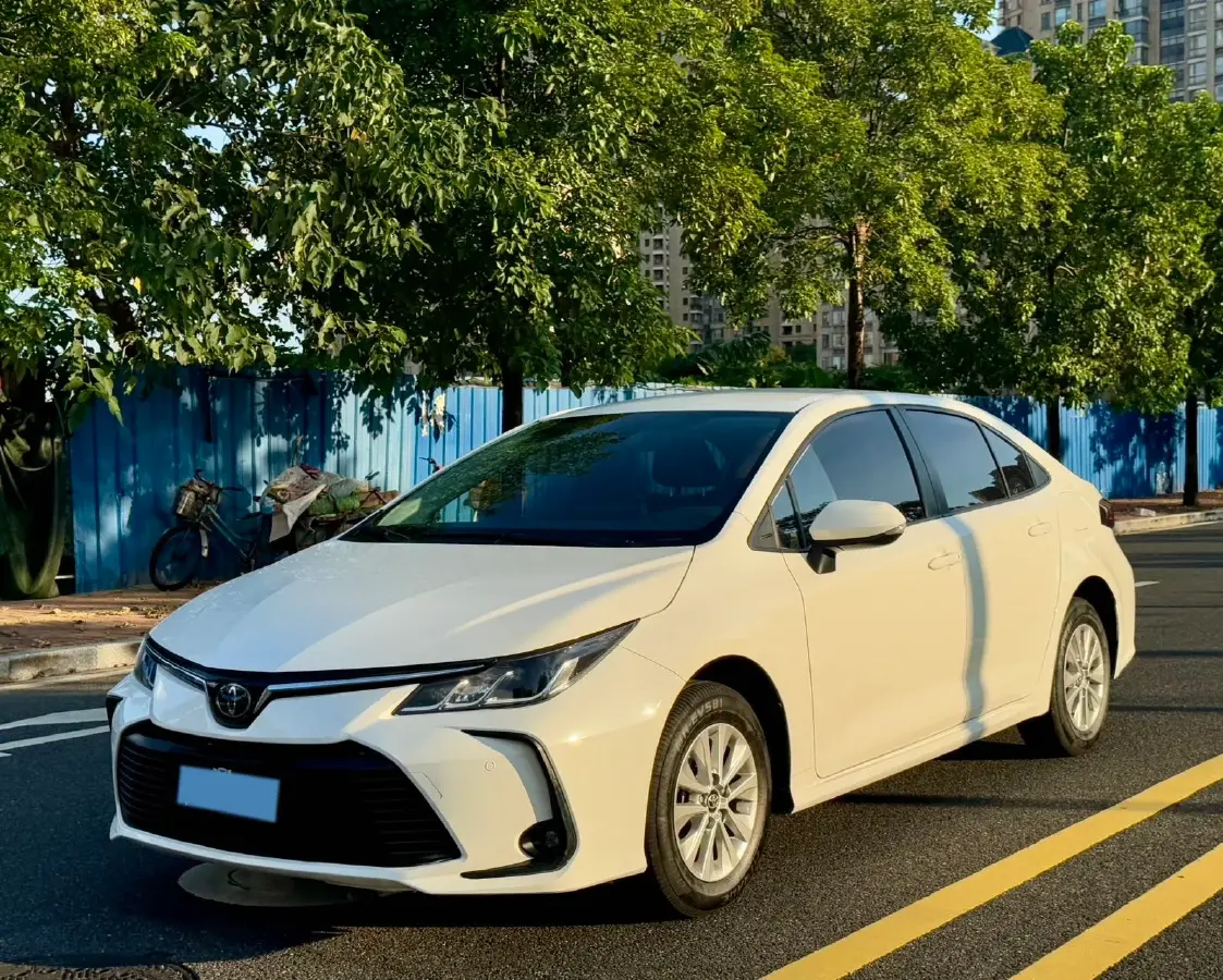 2021 Toyota Corolla 1.2T 116HP L4 CVT