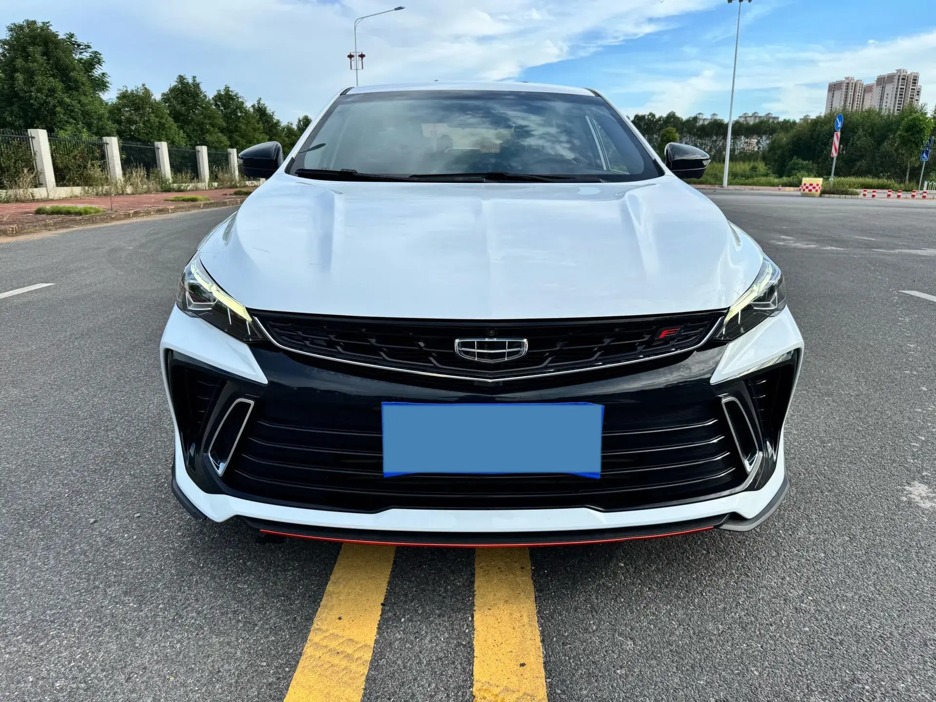 2022 GEELY BINRAY thumbnail 2