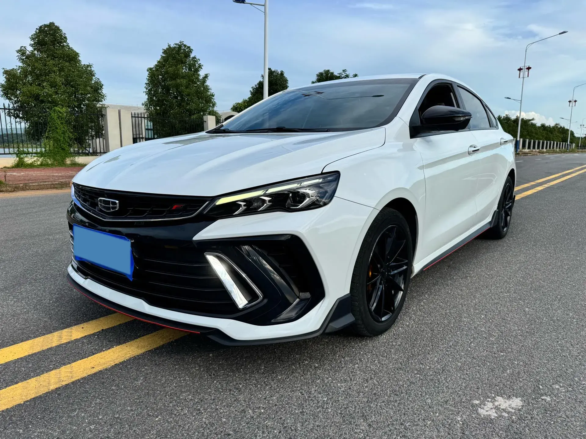 2022 GEELY BINRAY view 1