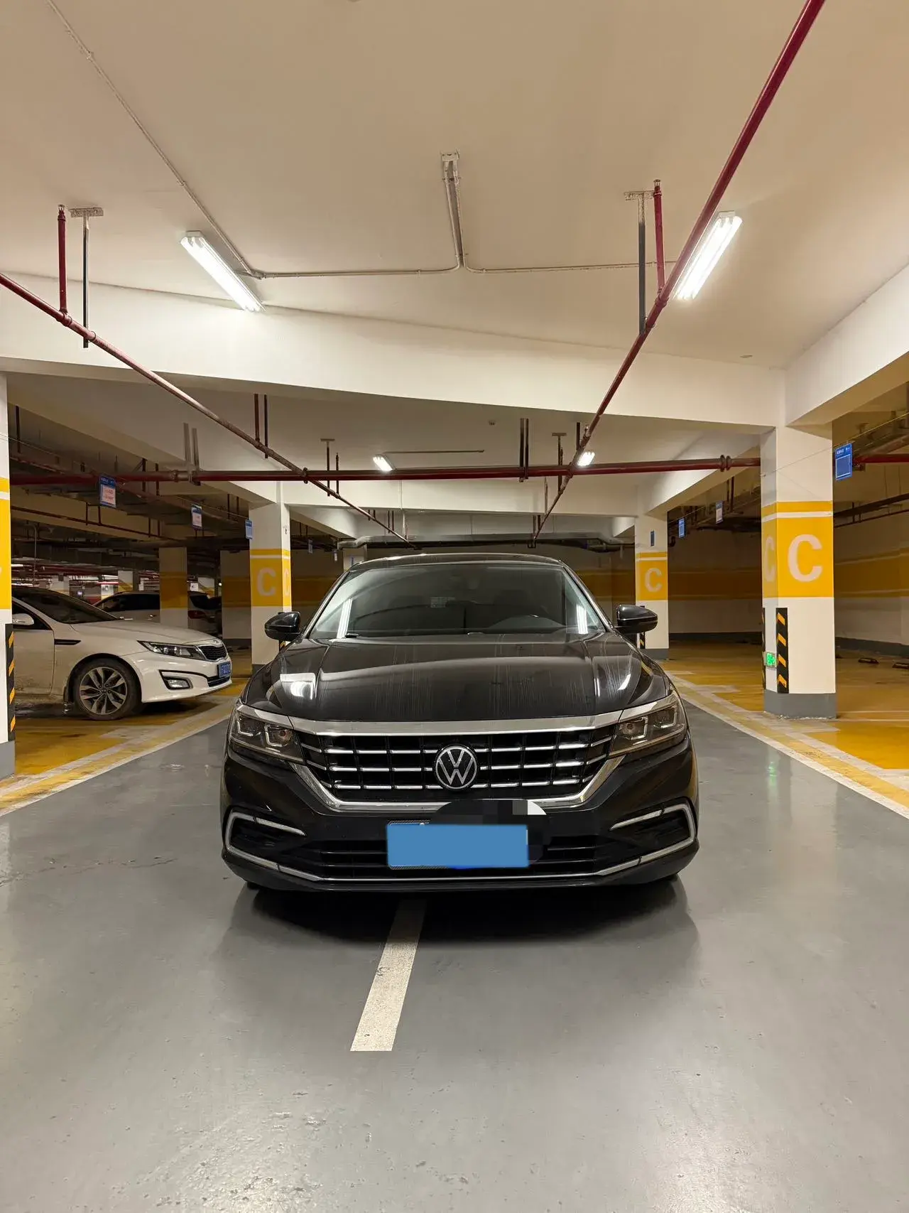 2021 VOLKSWAGEN PASSAT thumbnail 2