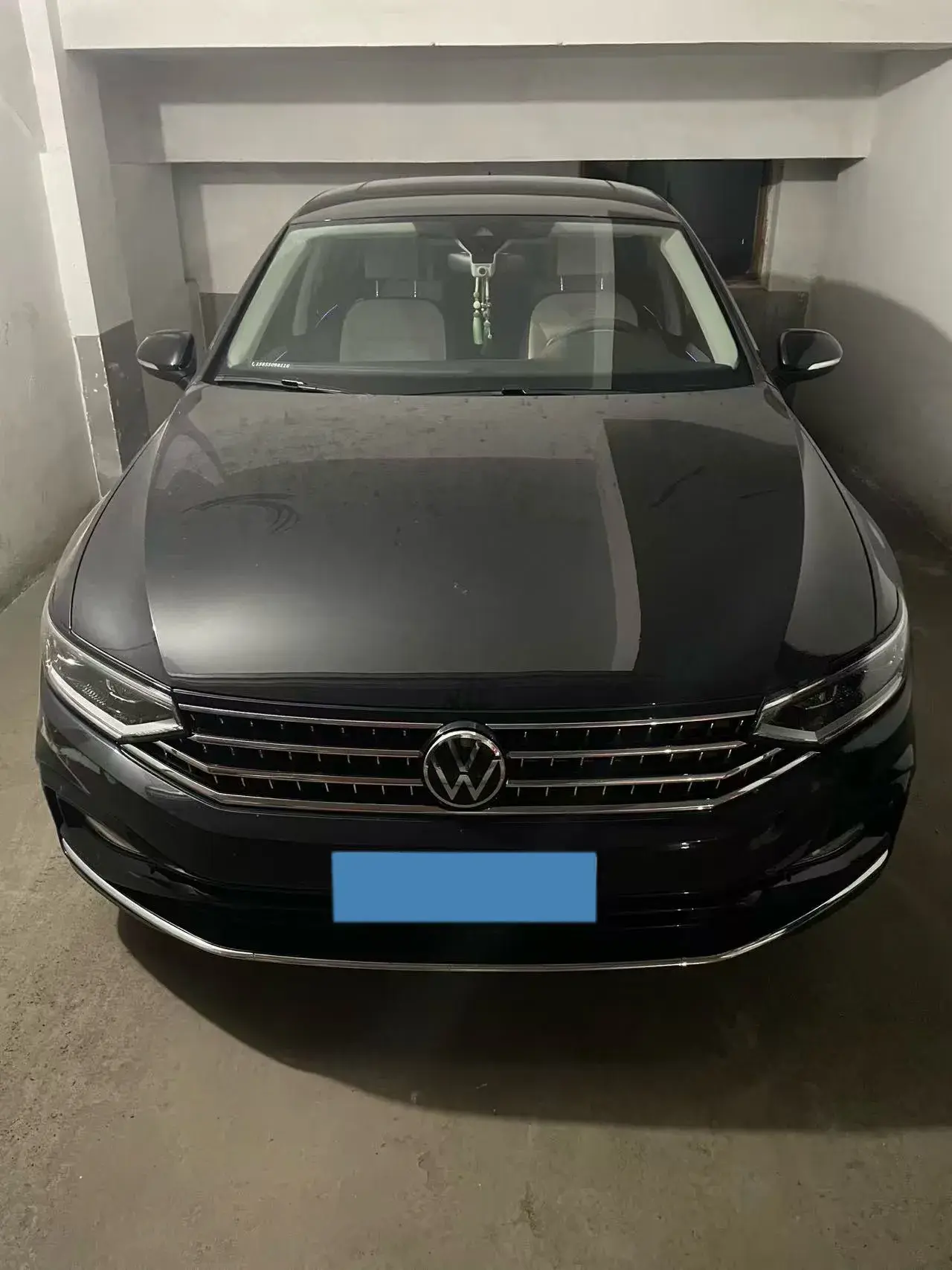 2024 VOLKSWAGEN MAGOTAN thumbnail 2